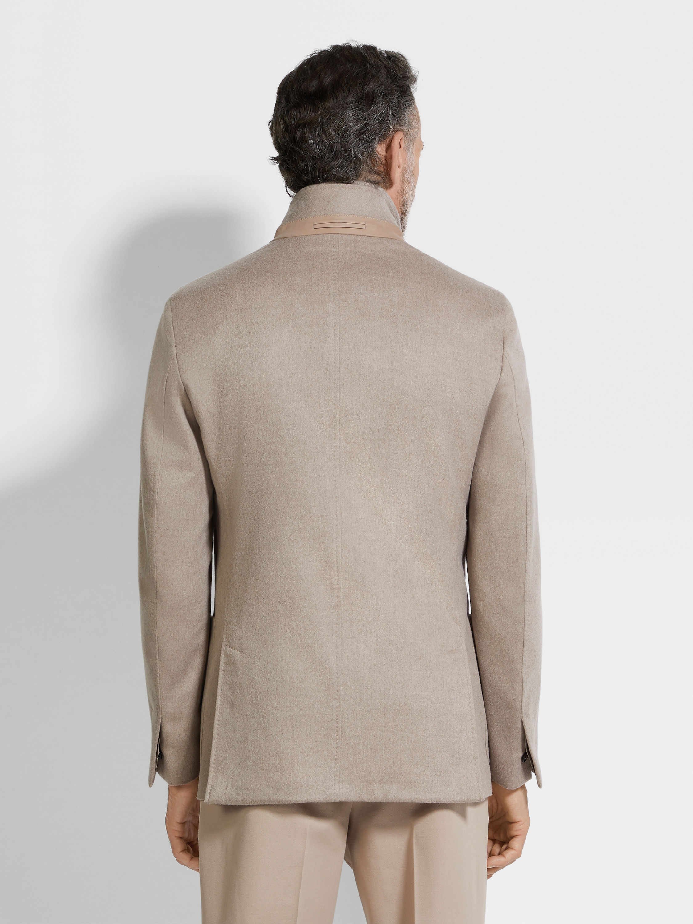 Giacca in Oasi Cashmere Tortora Chiaro Foto #4 di dettaglio del prodotto