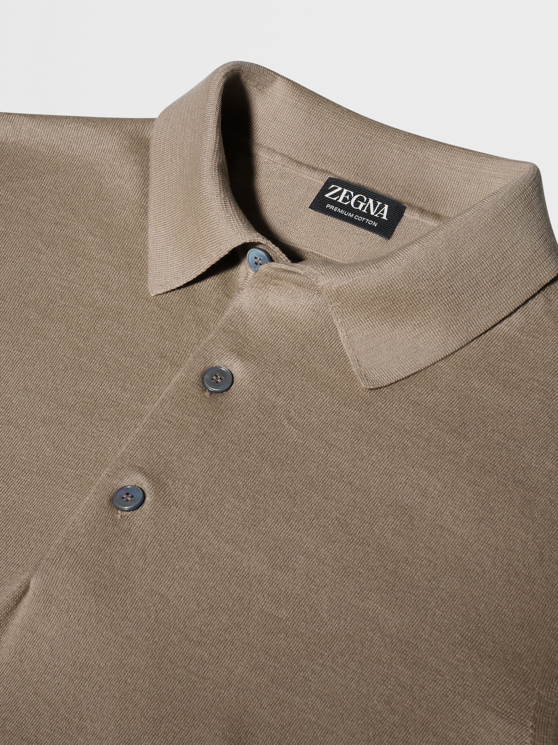 Polo en Premium Cotton Gris Pardo Claro Mixto Foto #2 de detalle del producto