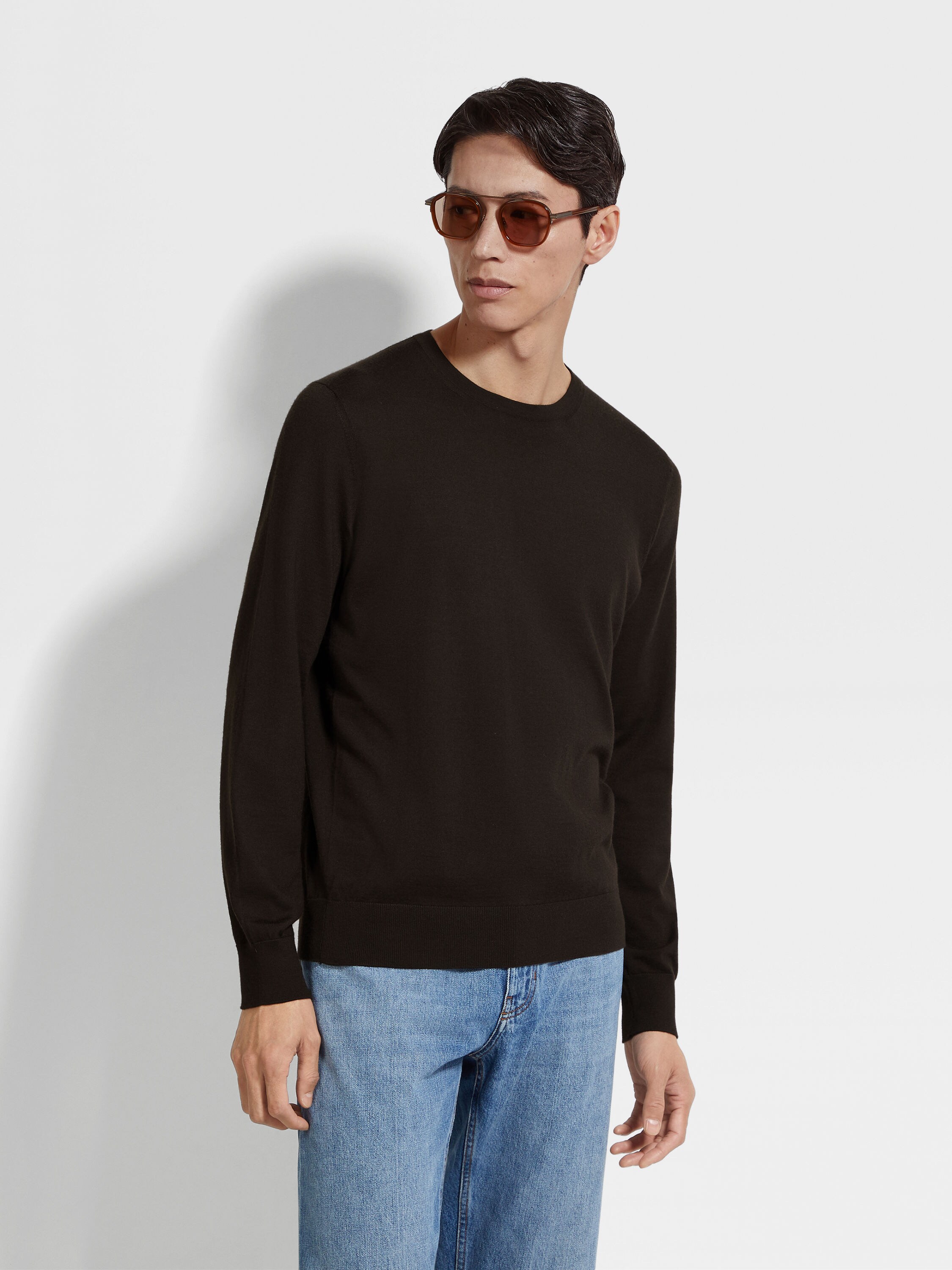 Dark Brown Mélange Cashseta Crewneck Product detail photo #2