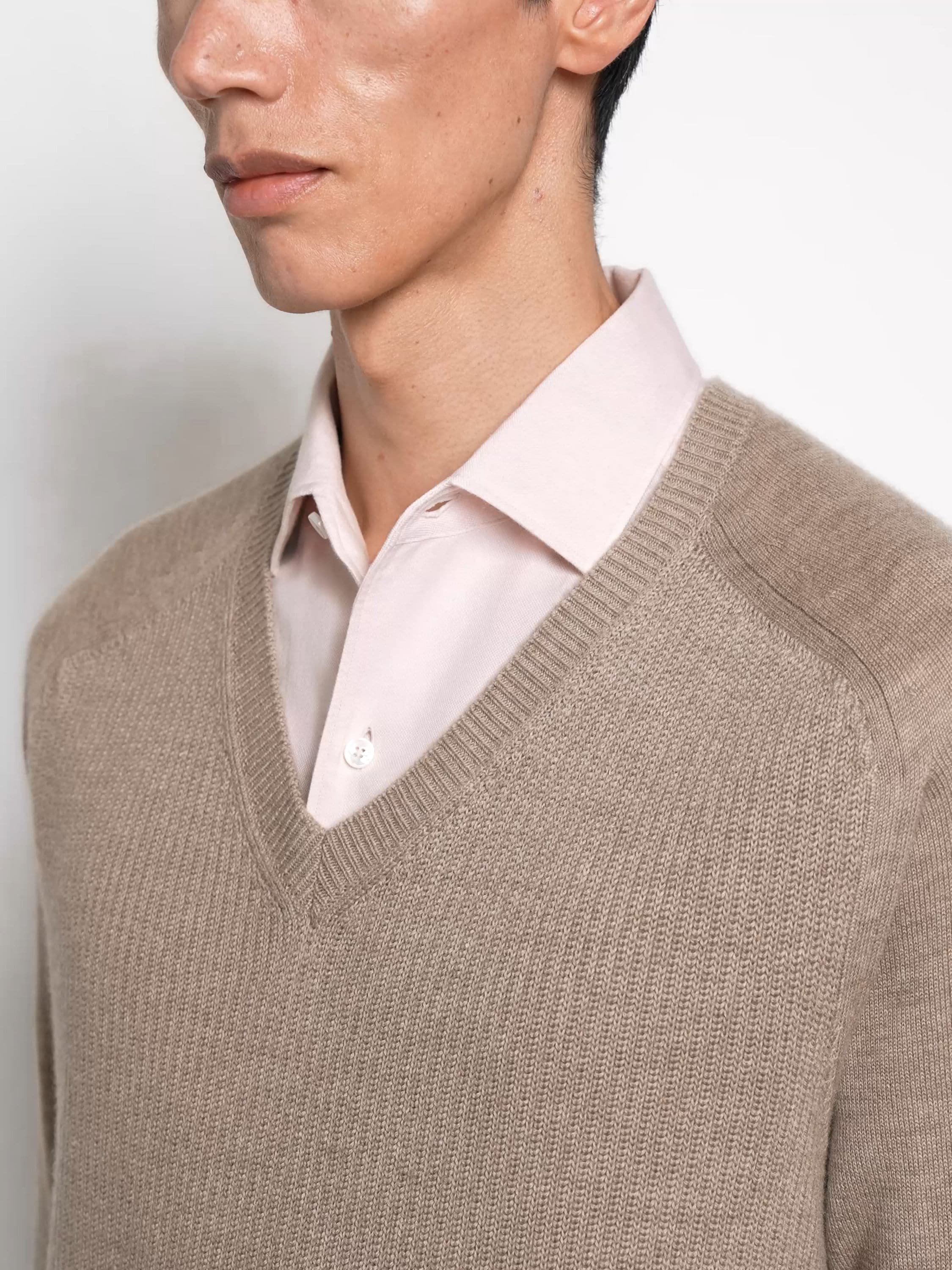 Light Taupe Oasi Cashmere V-Neck