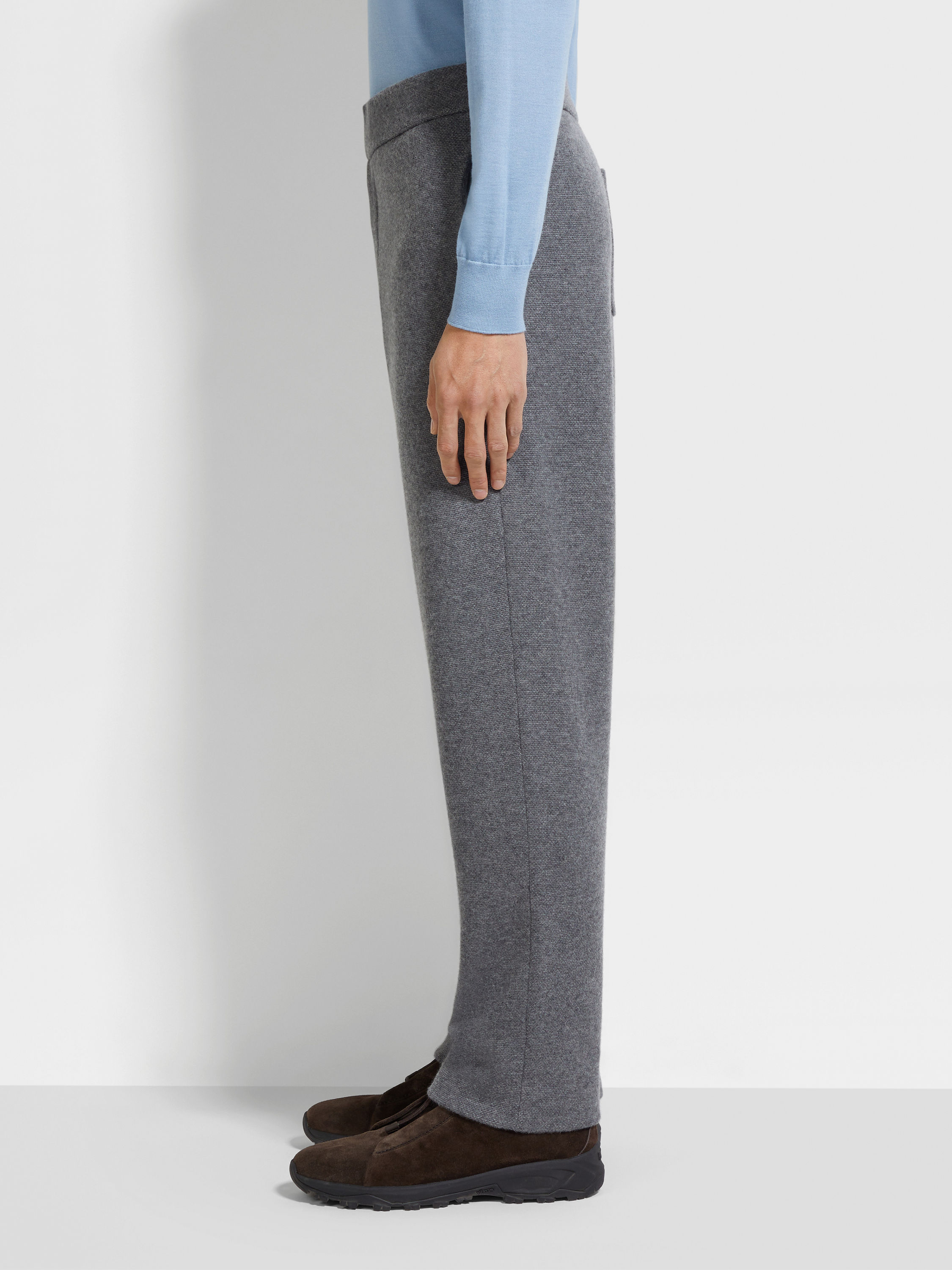 Grey Oasi Cashmere Pants Product detail photo #3