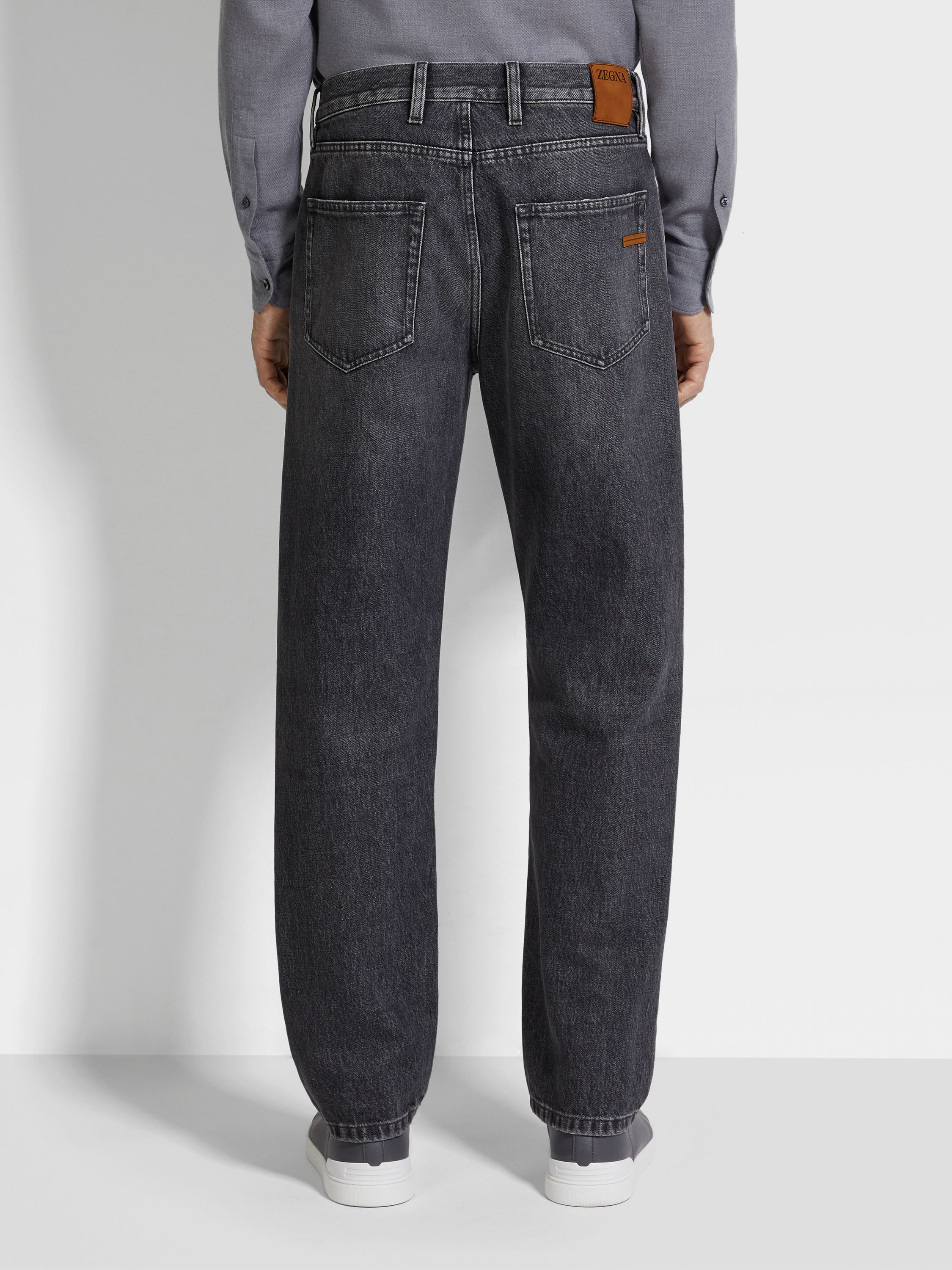 Dark Grey Stone Washed Cotton Roccia Jeans Product detail photo #5