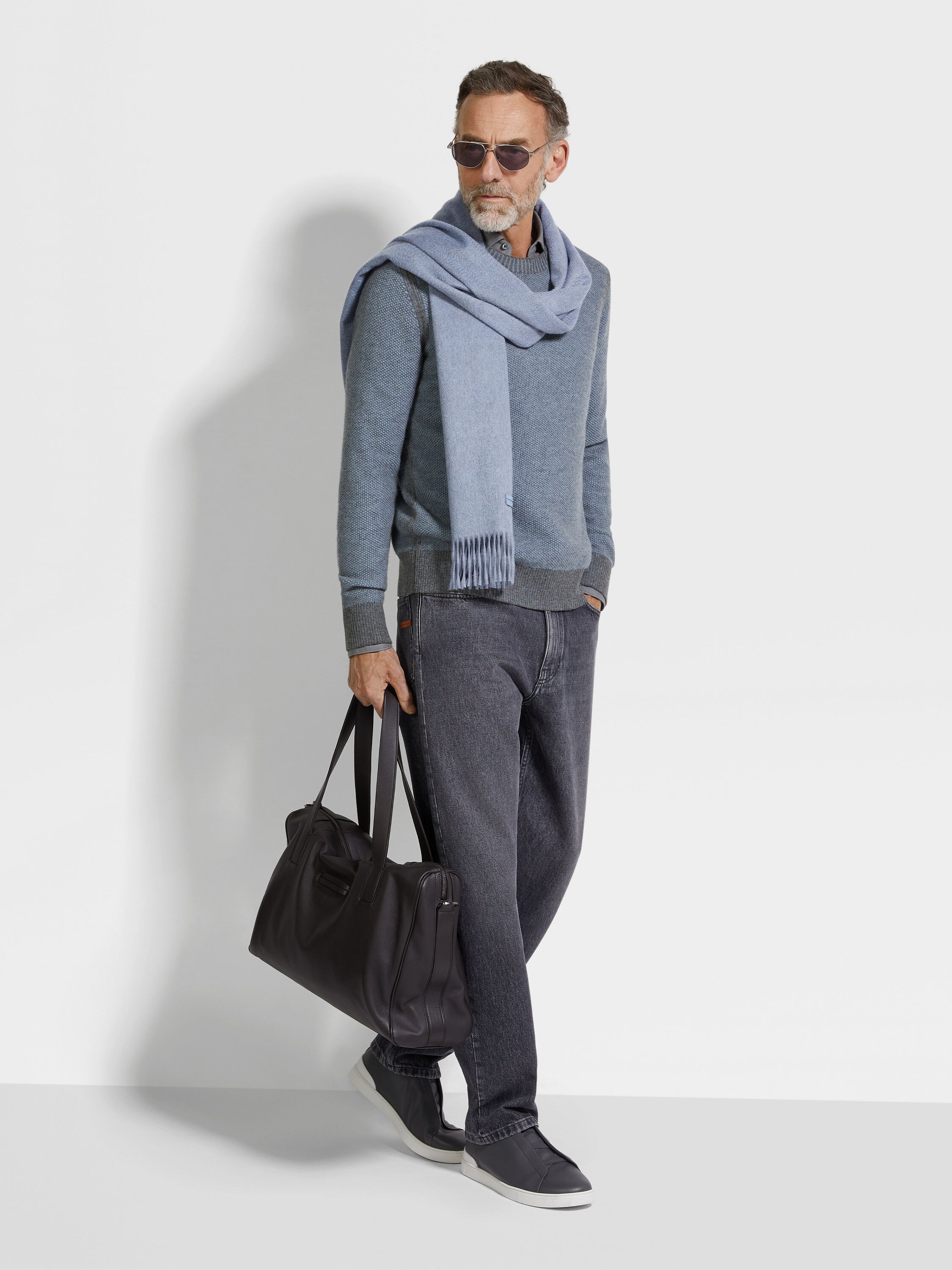 Dark Grey Stone Washed Cotton Roccia Jeans Product detail photo #2