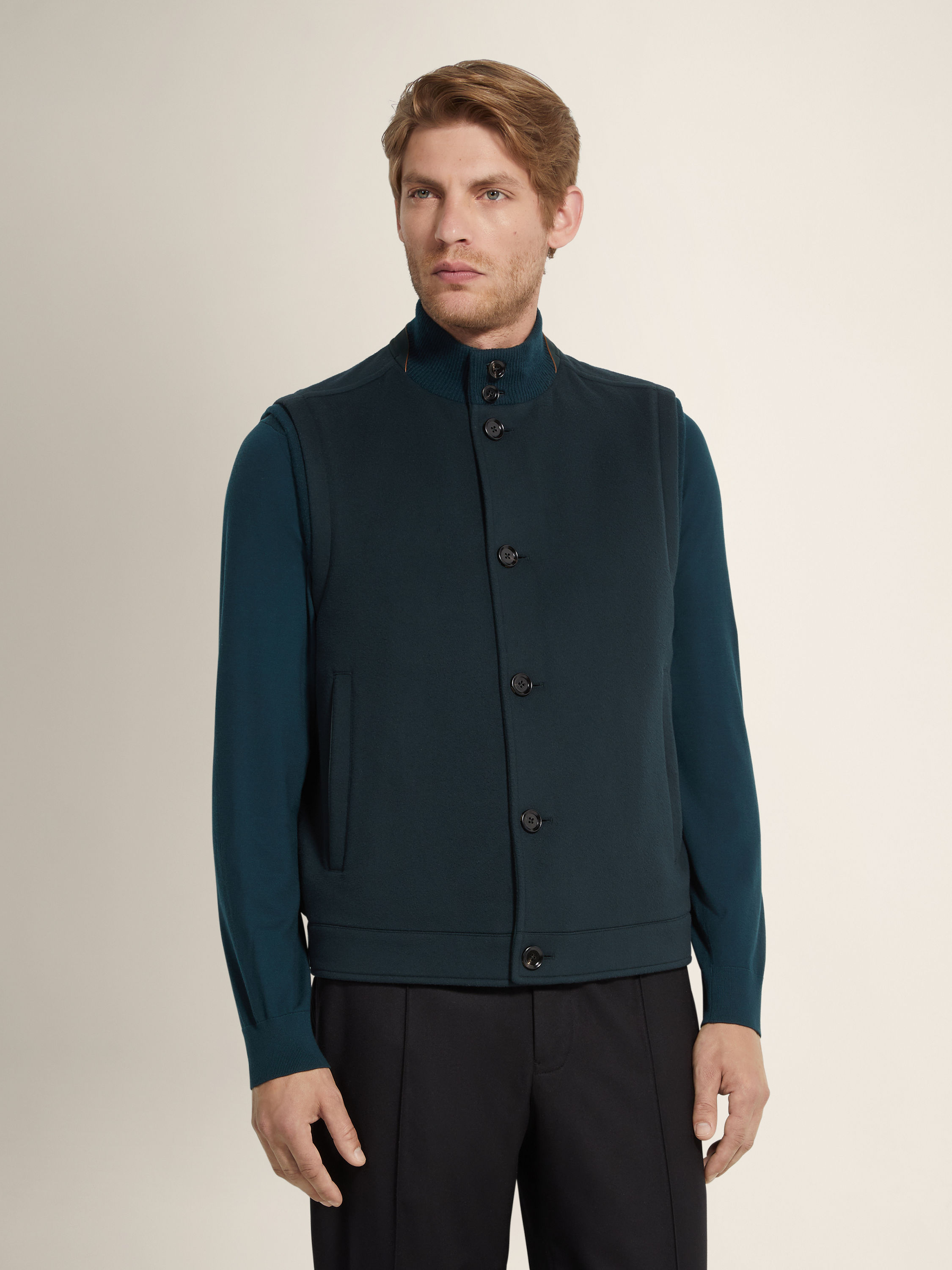 Vellus Aureum Vest Product detail photo #3