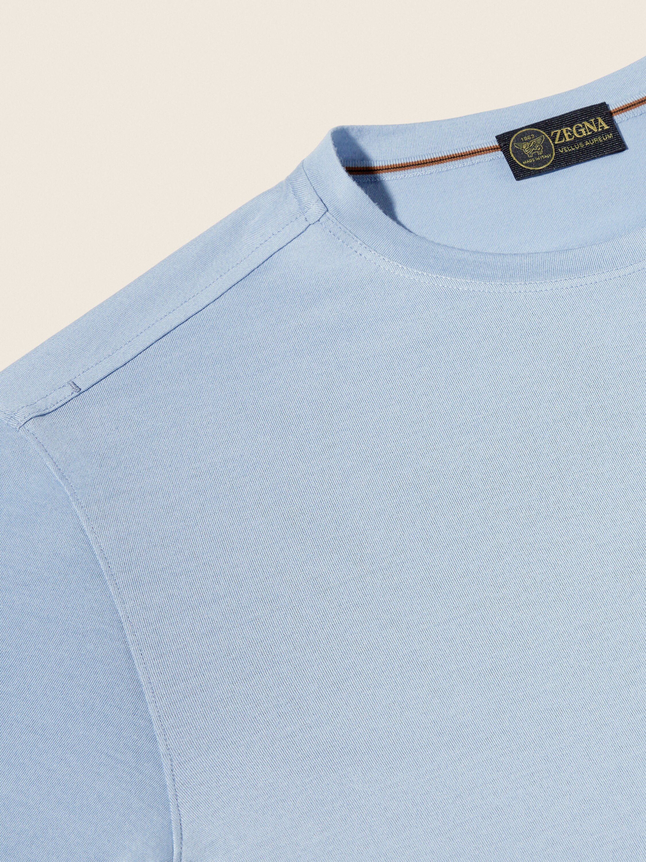 Light Blue Vellus Aureum T-Shirt Product detail photo #5
