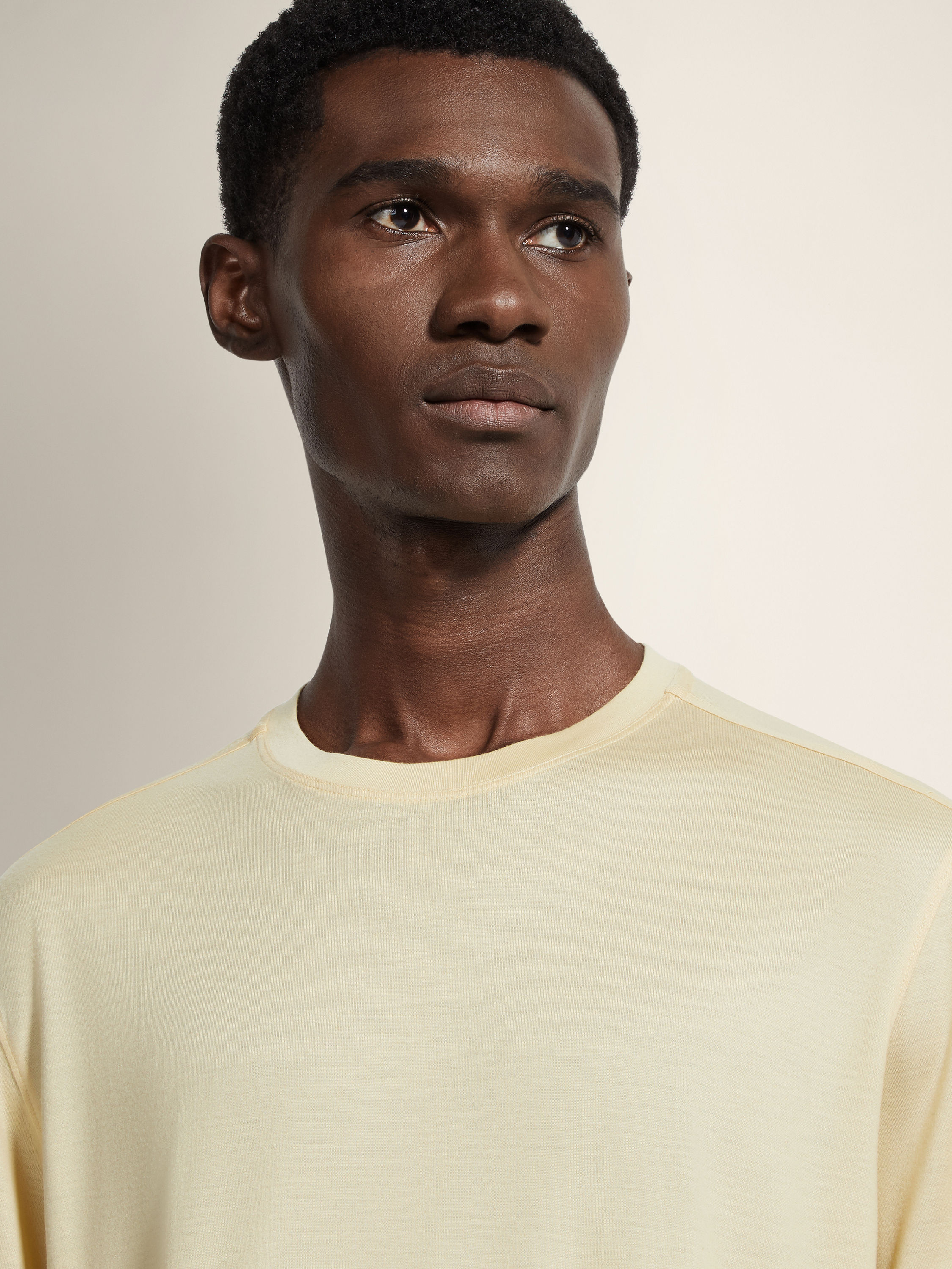 Pastel Yellow Vellus Aureum T-Shirt Product detail photo #1