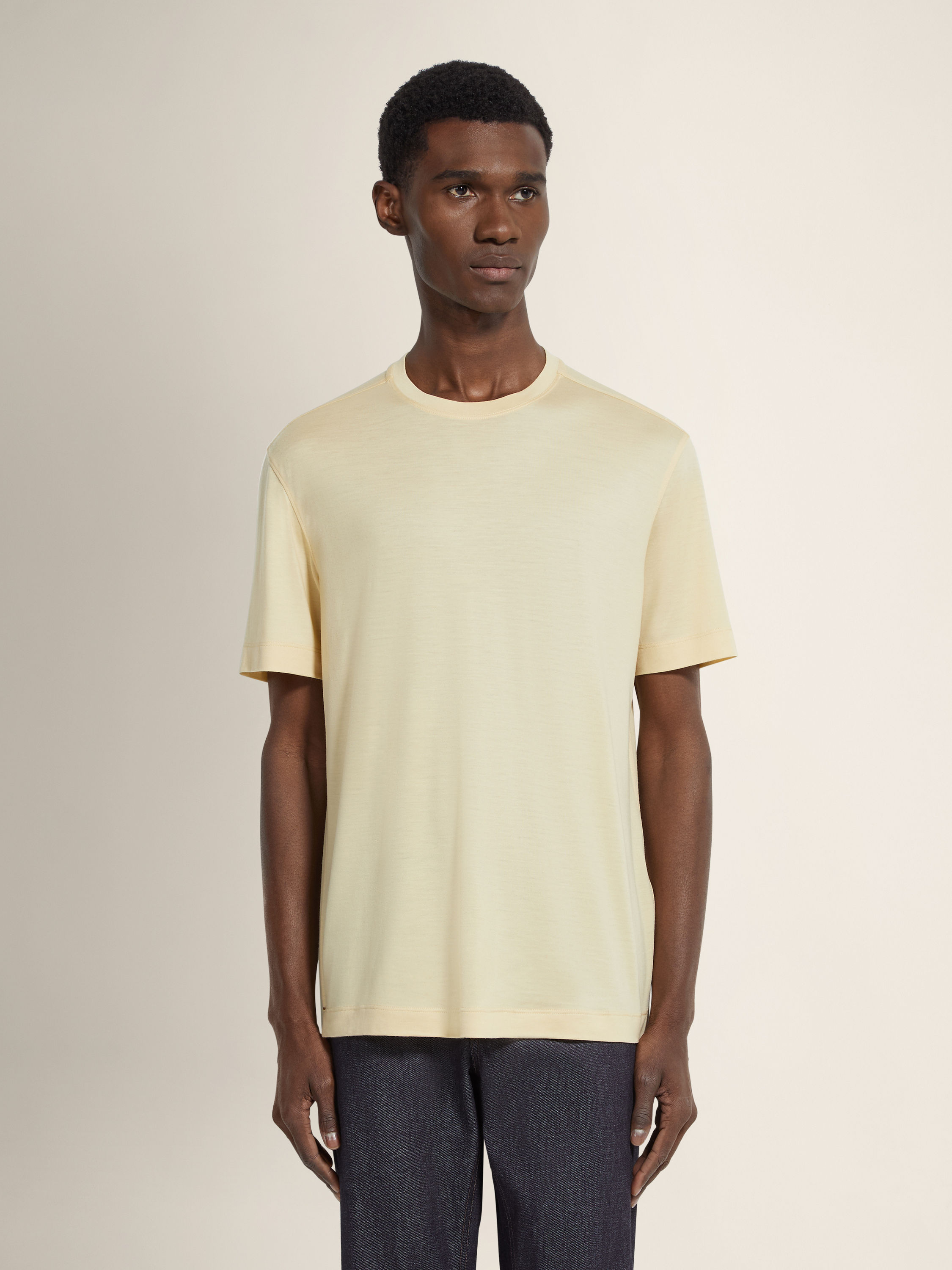 Pastel Yellow Vellus Aureum T-Shirt Product detail photo #3