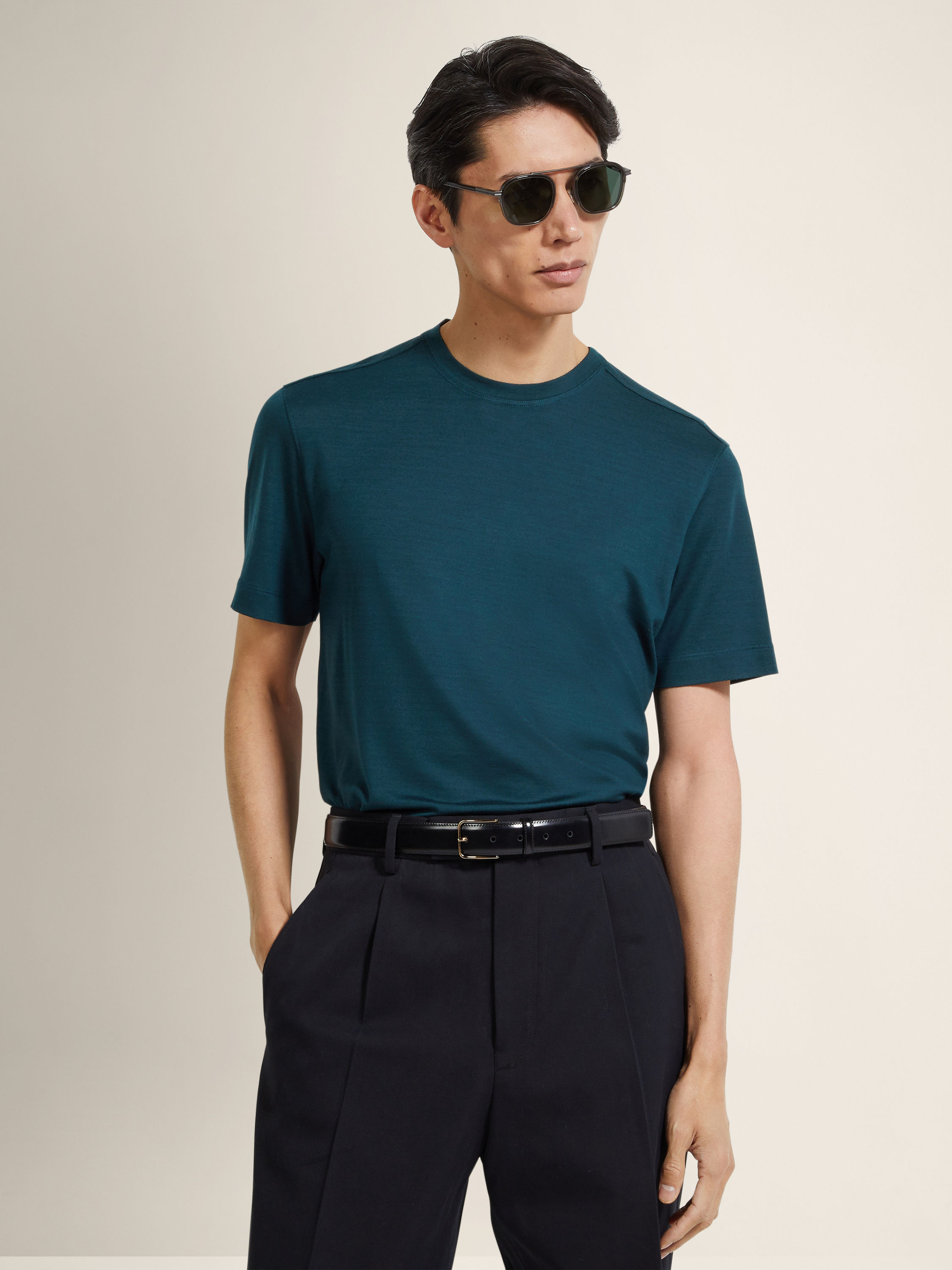 Dark Green Vellus Aureum T-Shirt Product detail photo #2