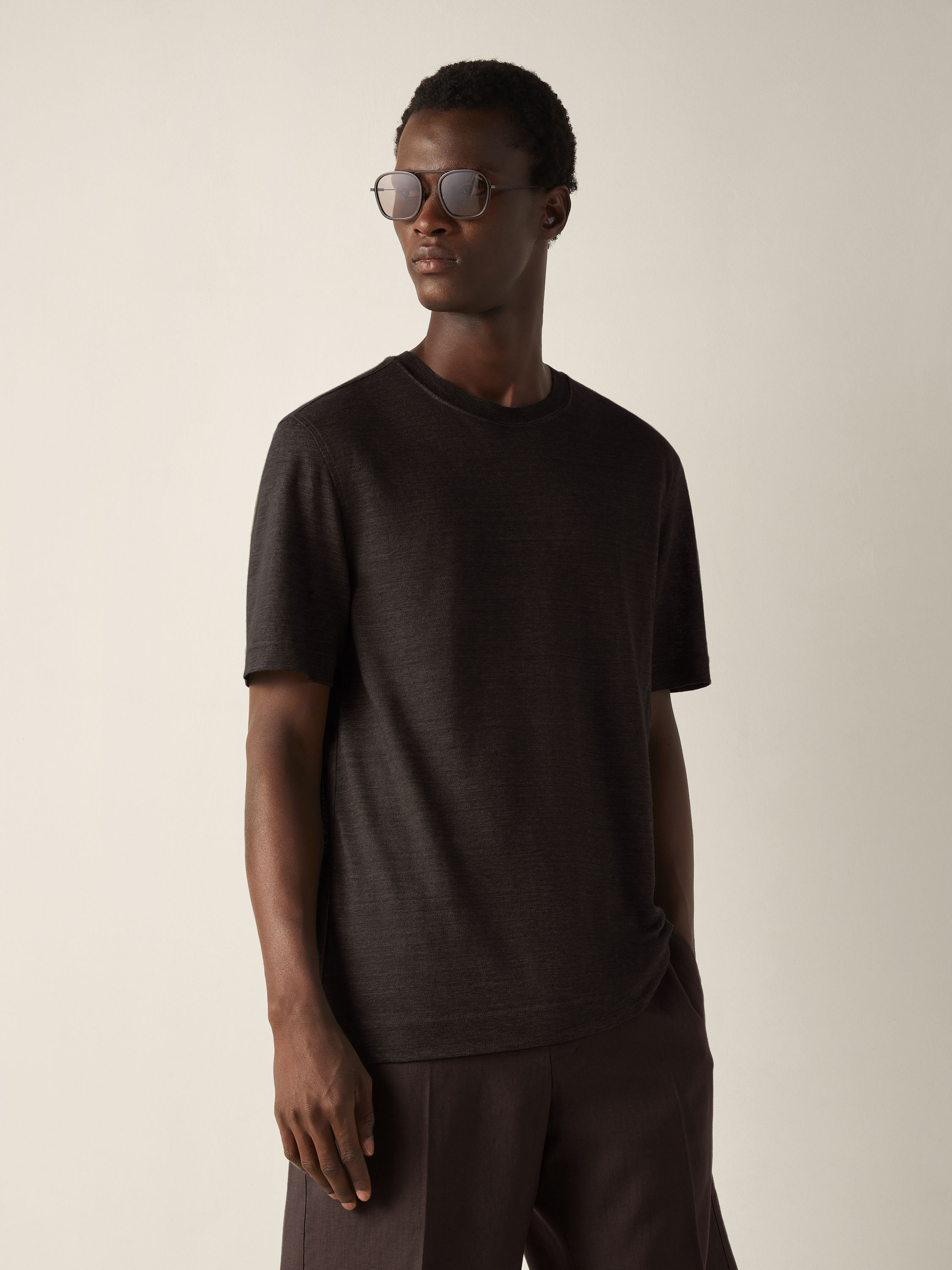 深棕色 Oasi Lino T 恤 产品细节图 #2