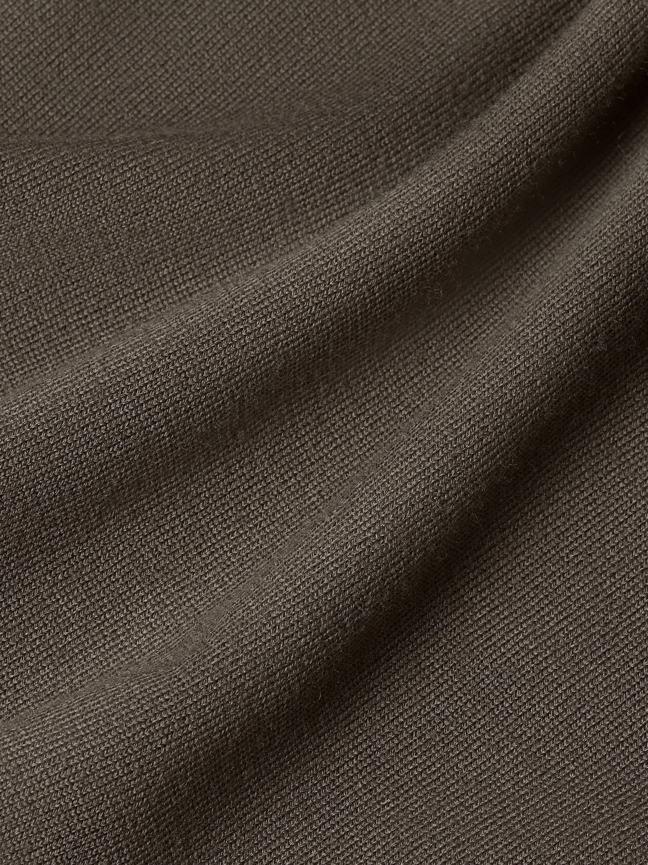 Rundhalspullover aus Vellus Aureum in dunklem Taupe Detailfoto #4 des Produkts