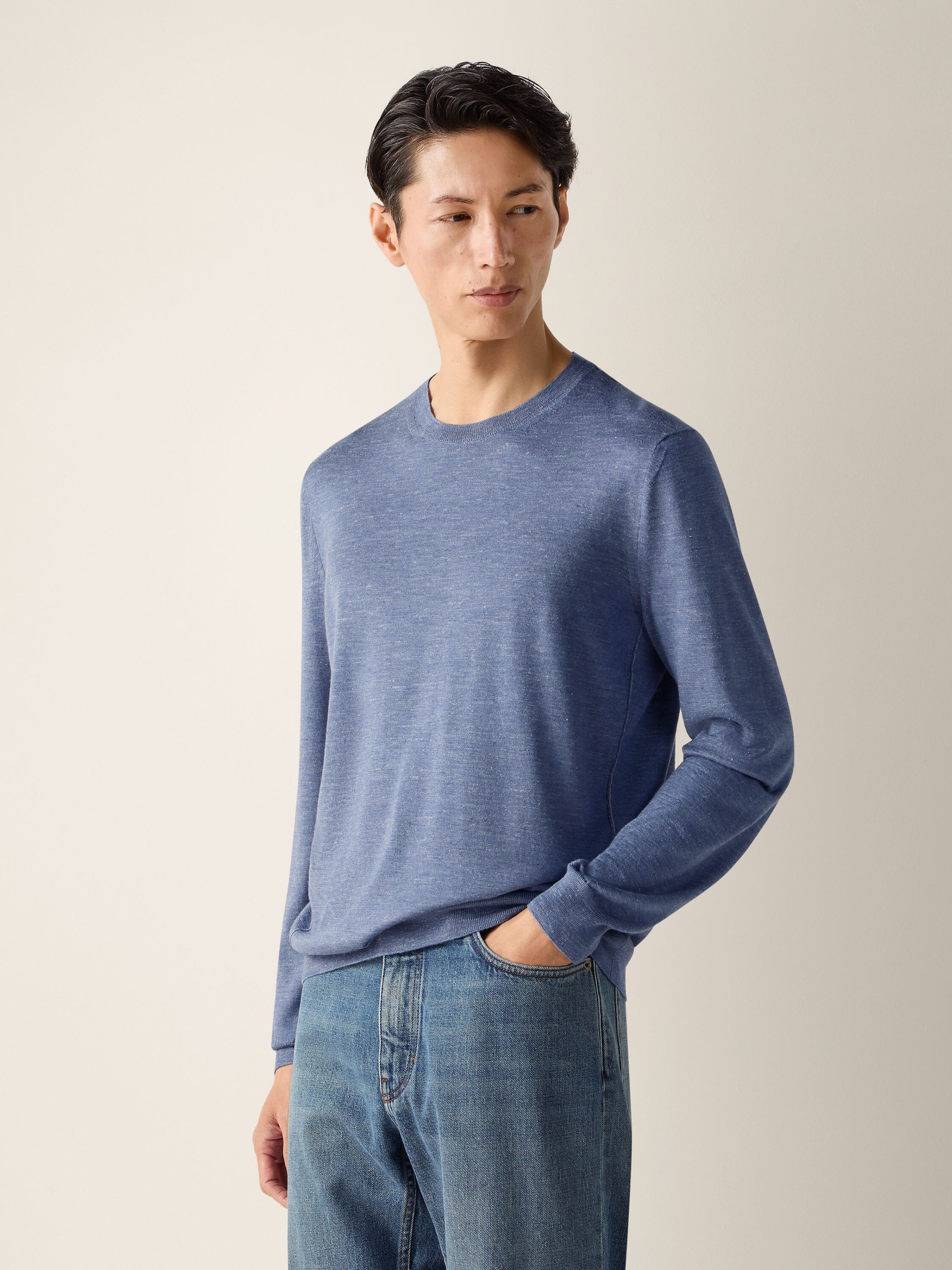 Lilac Mélange Silk Cashmere and Linen Crewneck Product detail photo #3