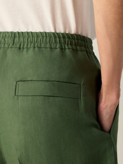 Pine Green Oasi Lino Shorts SS26 37663883 | Zegna NL