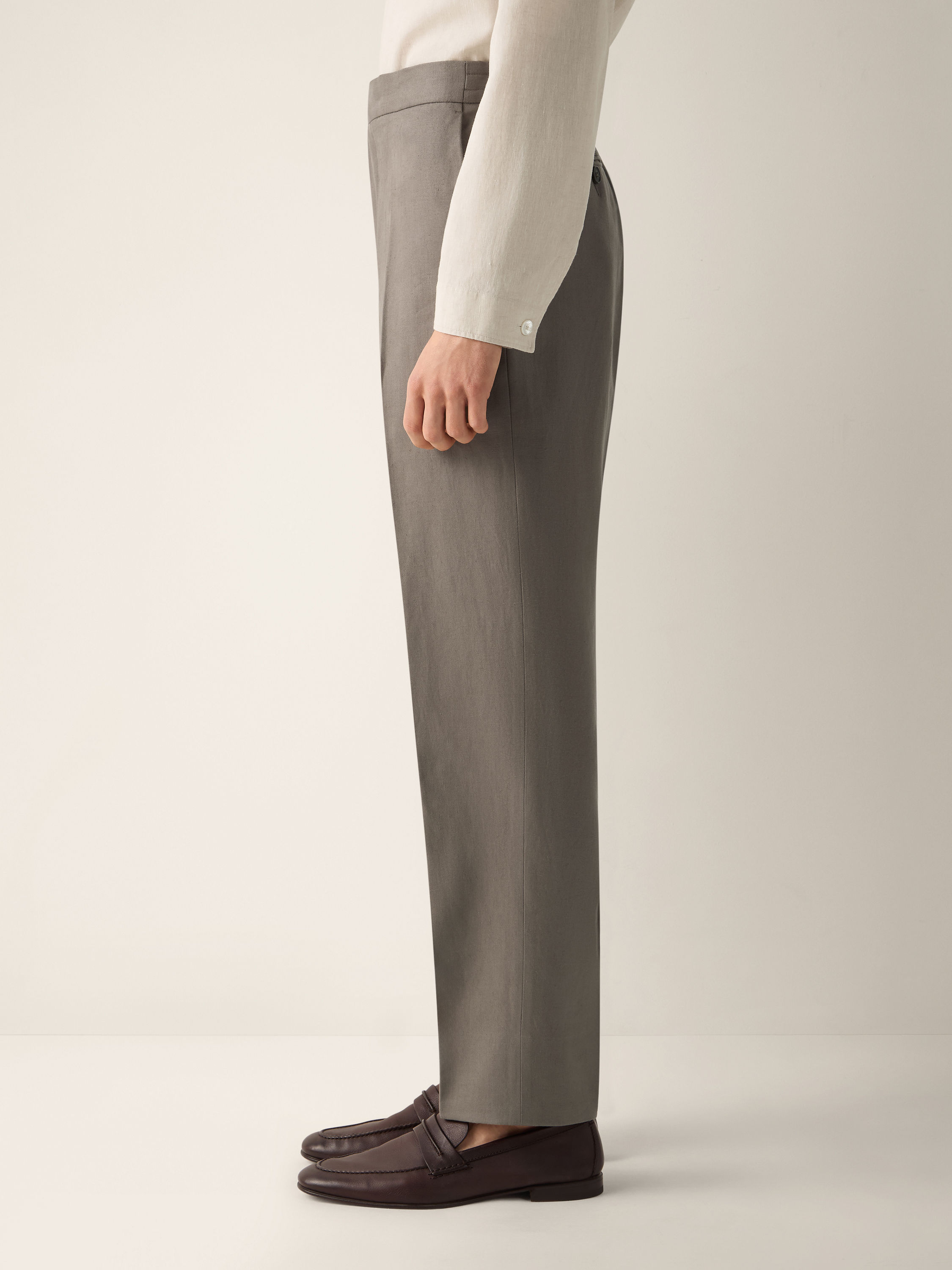 Dark Taupe Oasi Lino Pants Product detail photo #3