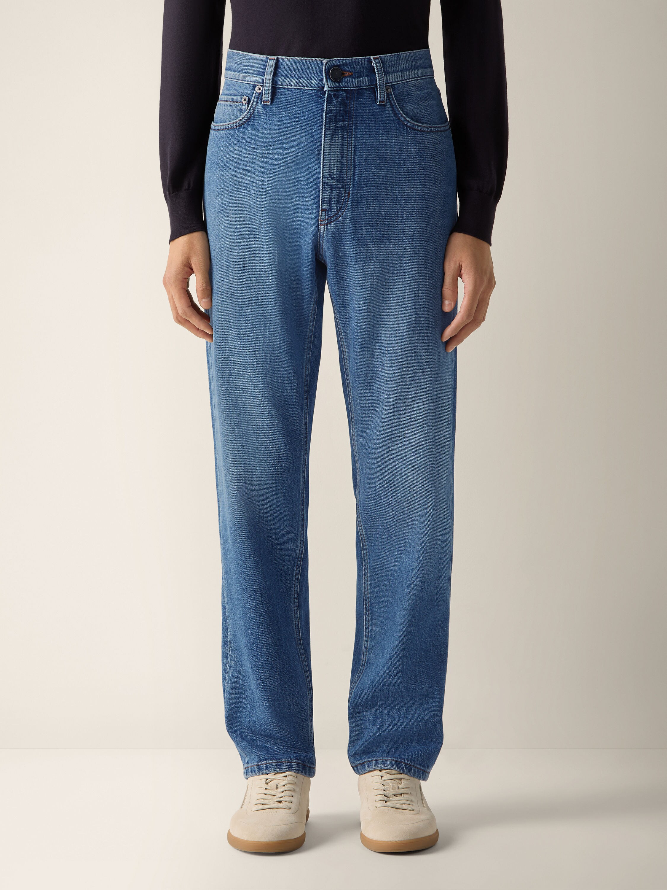 Light Blue Bleached Cotton Roccia Jeans Product detail photo #4