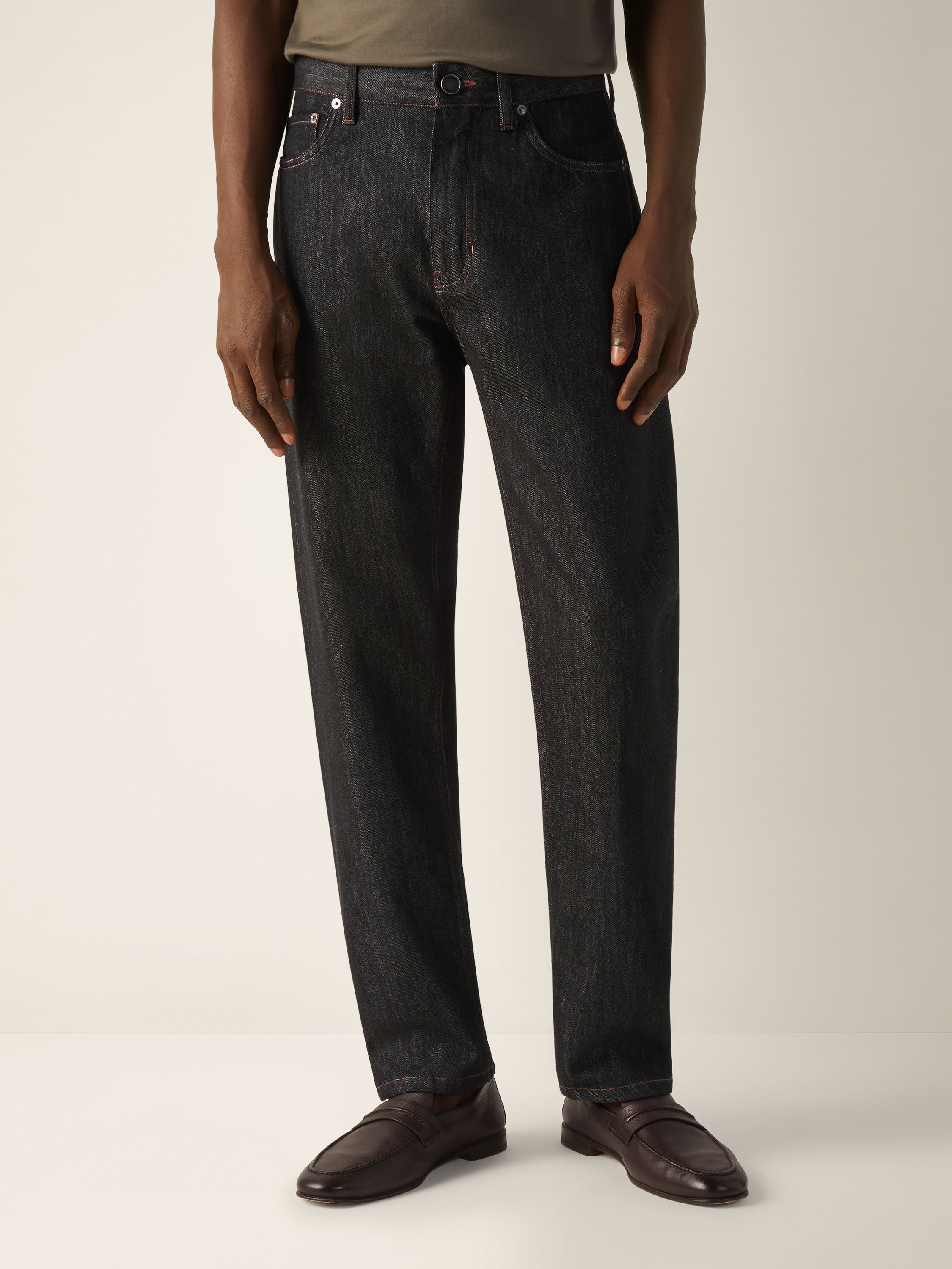 Black Rinse-washed Cotton and Silk Roccia Jeans Product detail photo #3