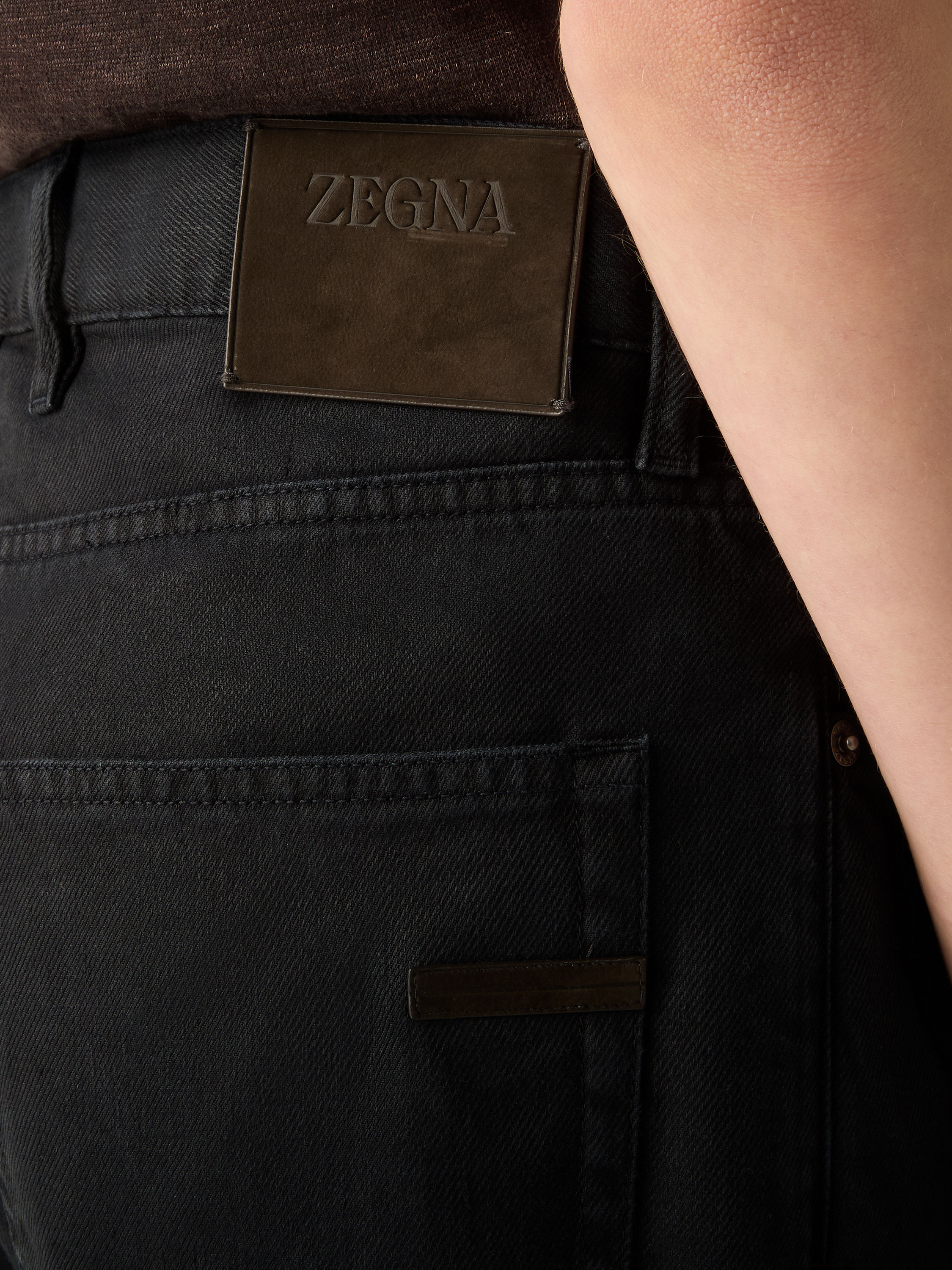 Navy Blue Stretch Cotton and Linen Roccia Pants Product detail photo #1