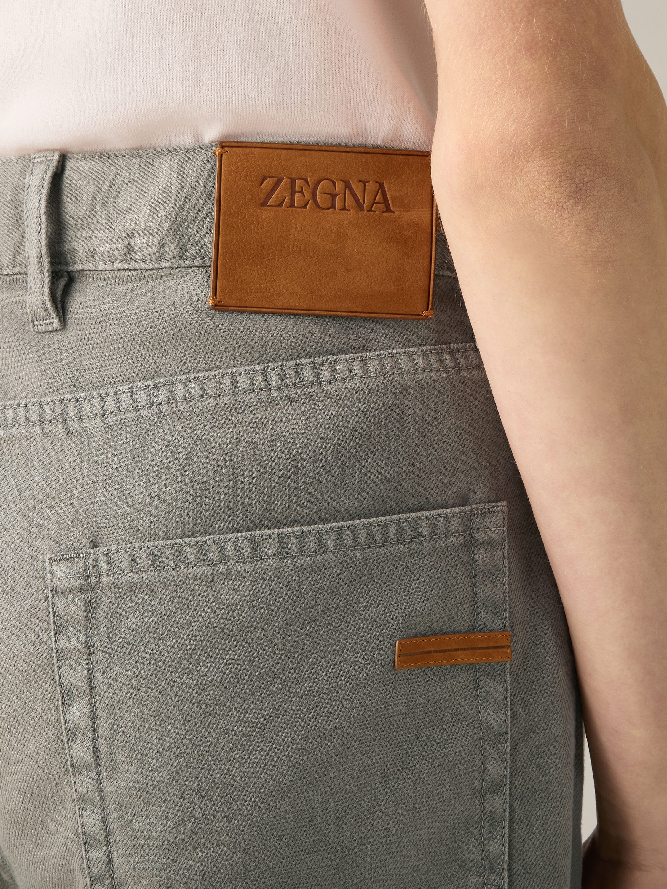 Dark Taupe Stretch Cotton and Linen Roccia Pants Product detail photo #1