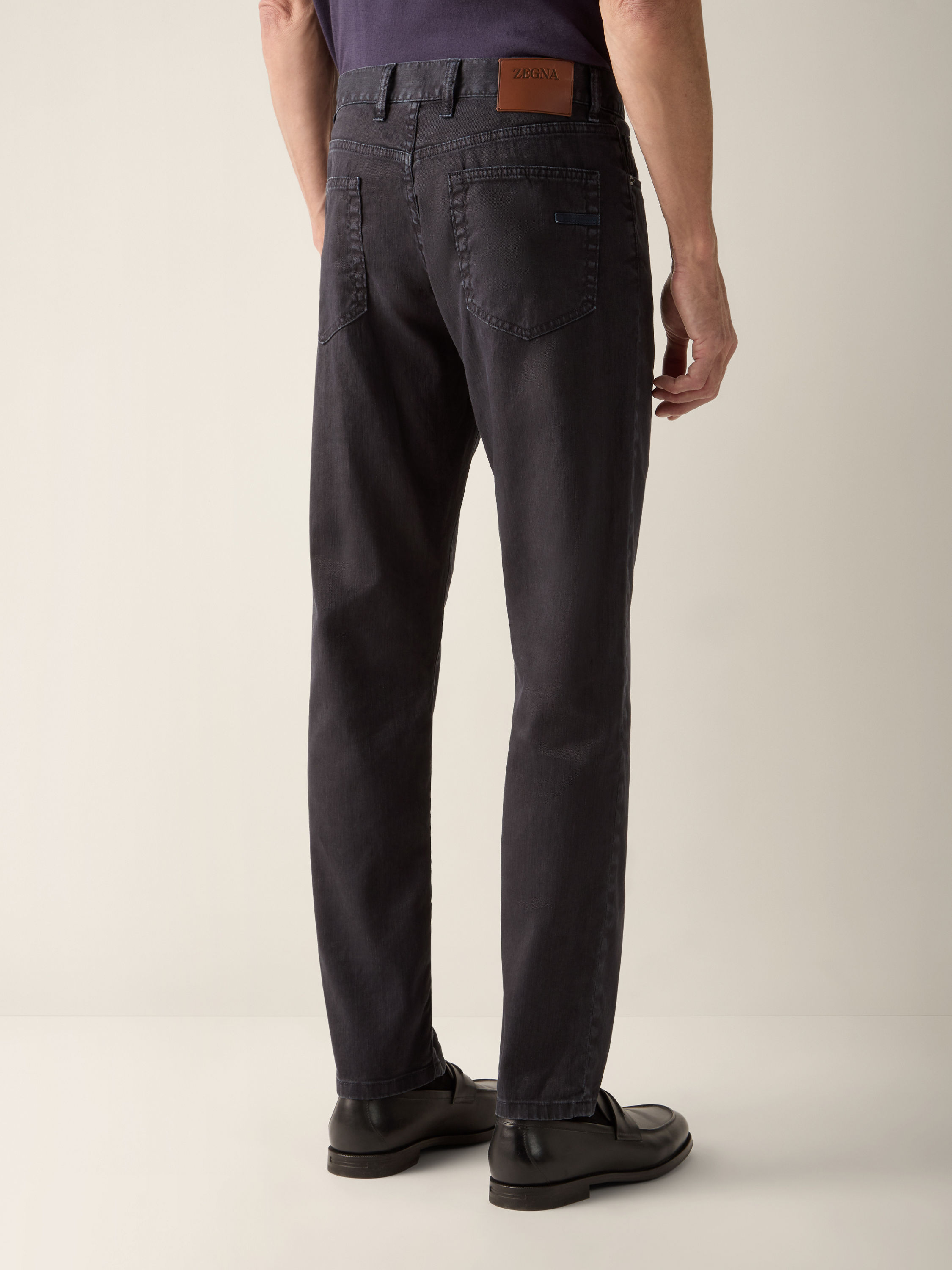 Roccia Hose aus Stretch-Leinen und Baumwolle in Marineblau Detailfoto #4 des Produkts