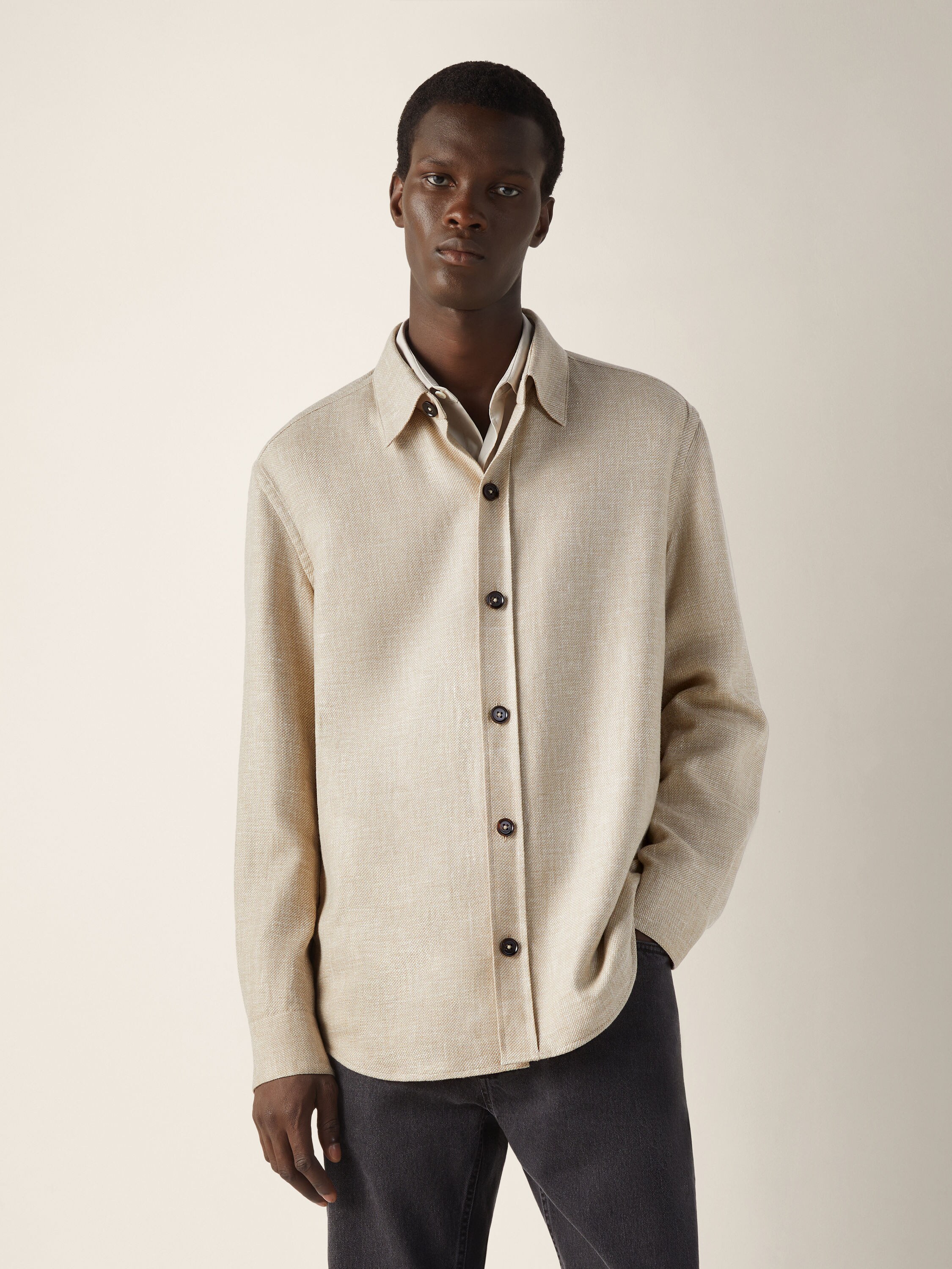 Hemdjacke aus Kaschmir, Leinen und Seide Detailfoto #3 des Produkts