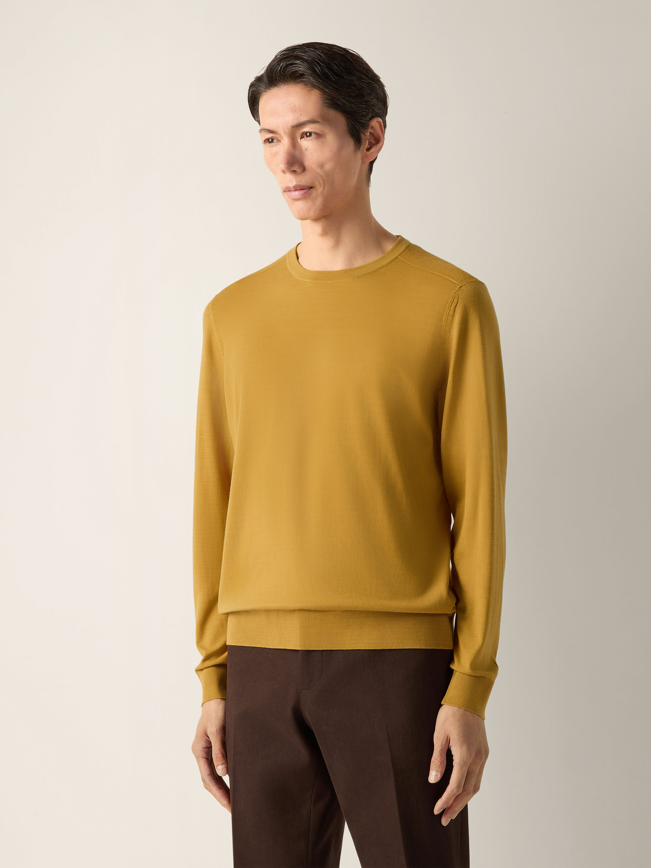 Yellow Vellus Aureum Crewneck Product detail photo #3