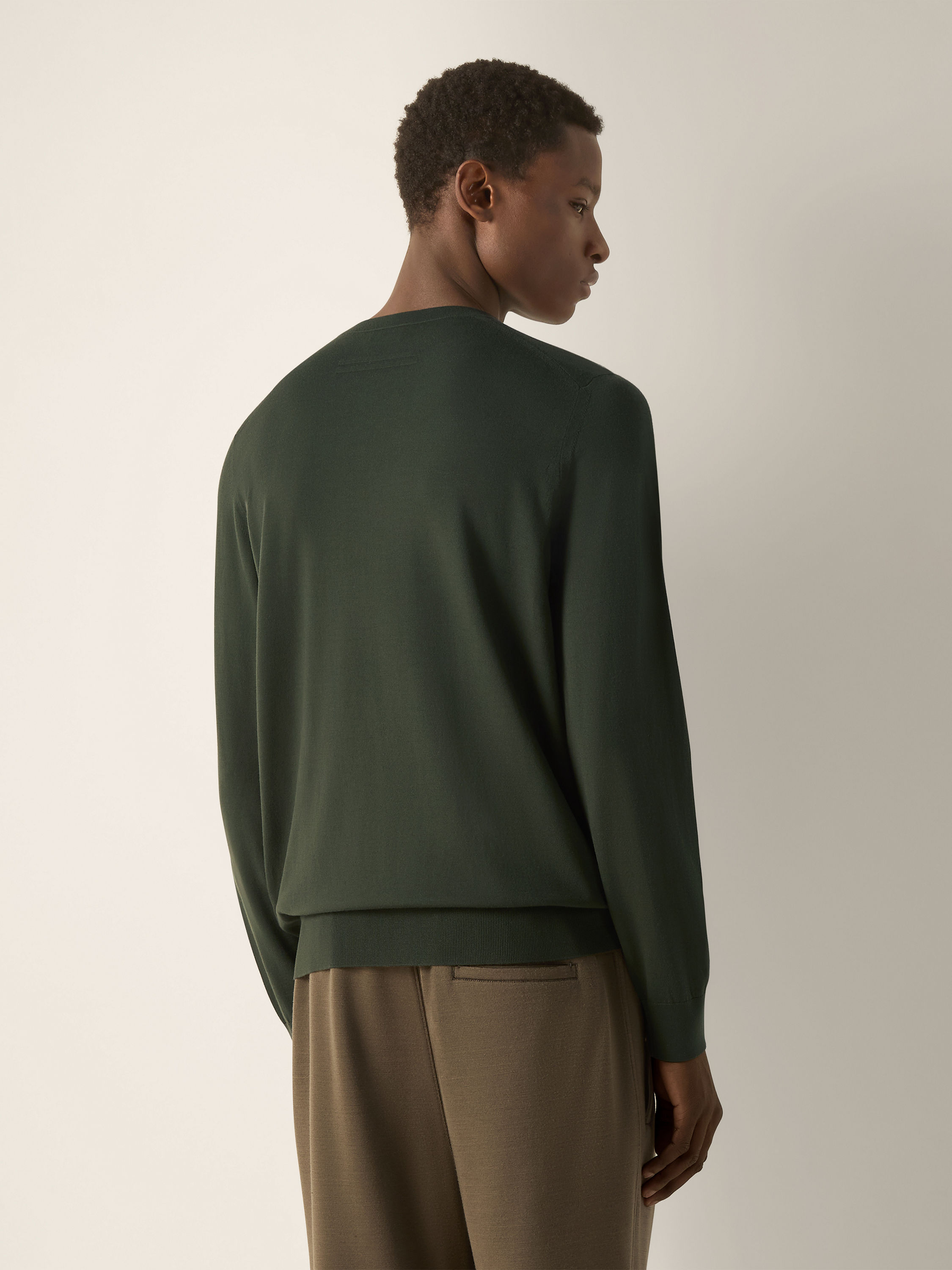 Dark Green Vellus Aureum Crewneck Product detail photo #5