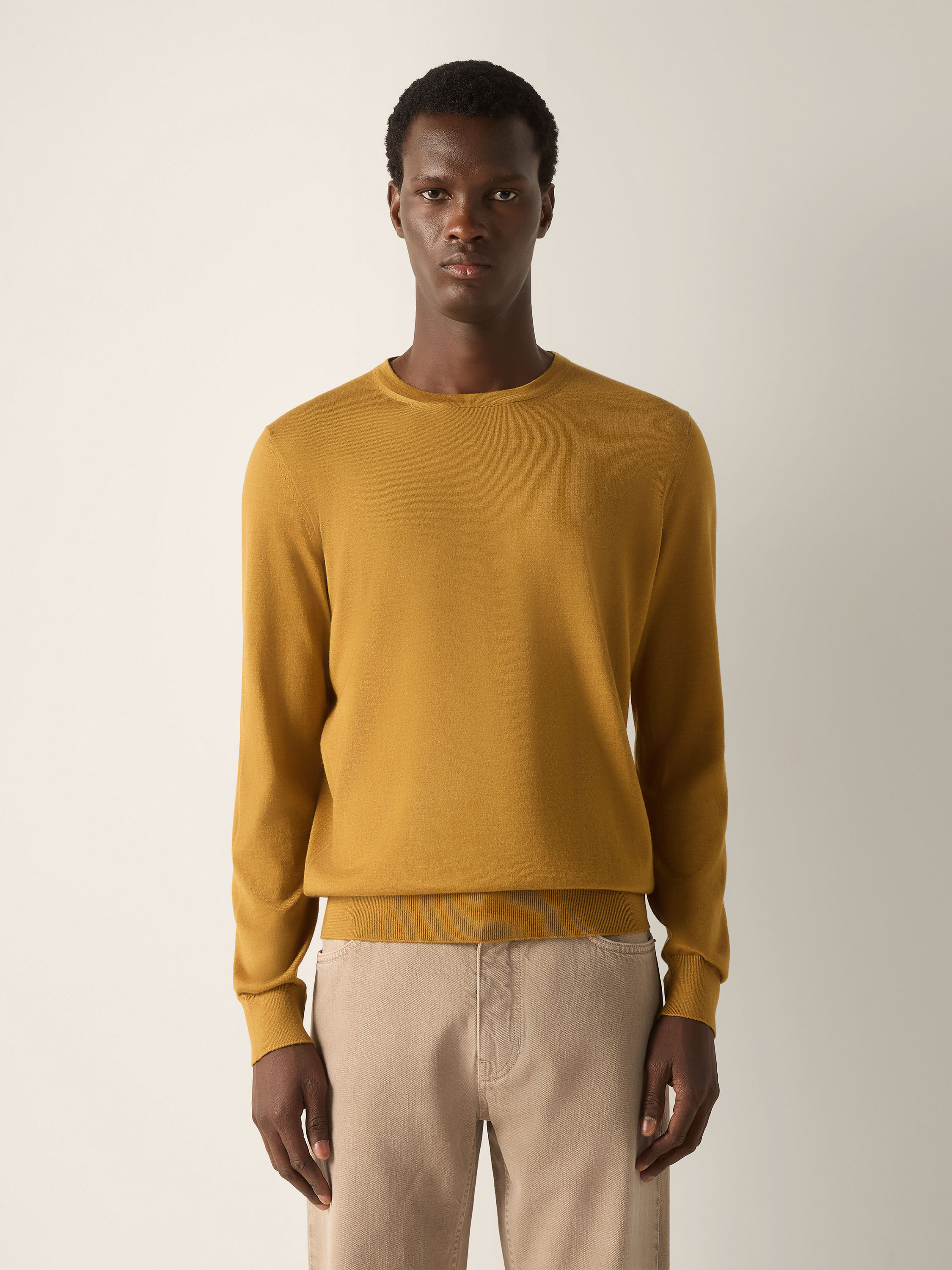 Yellow Cashseta Crewneck Product detail photo #3