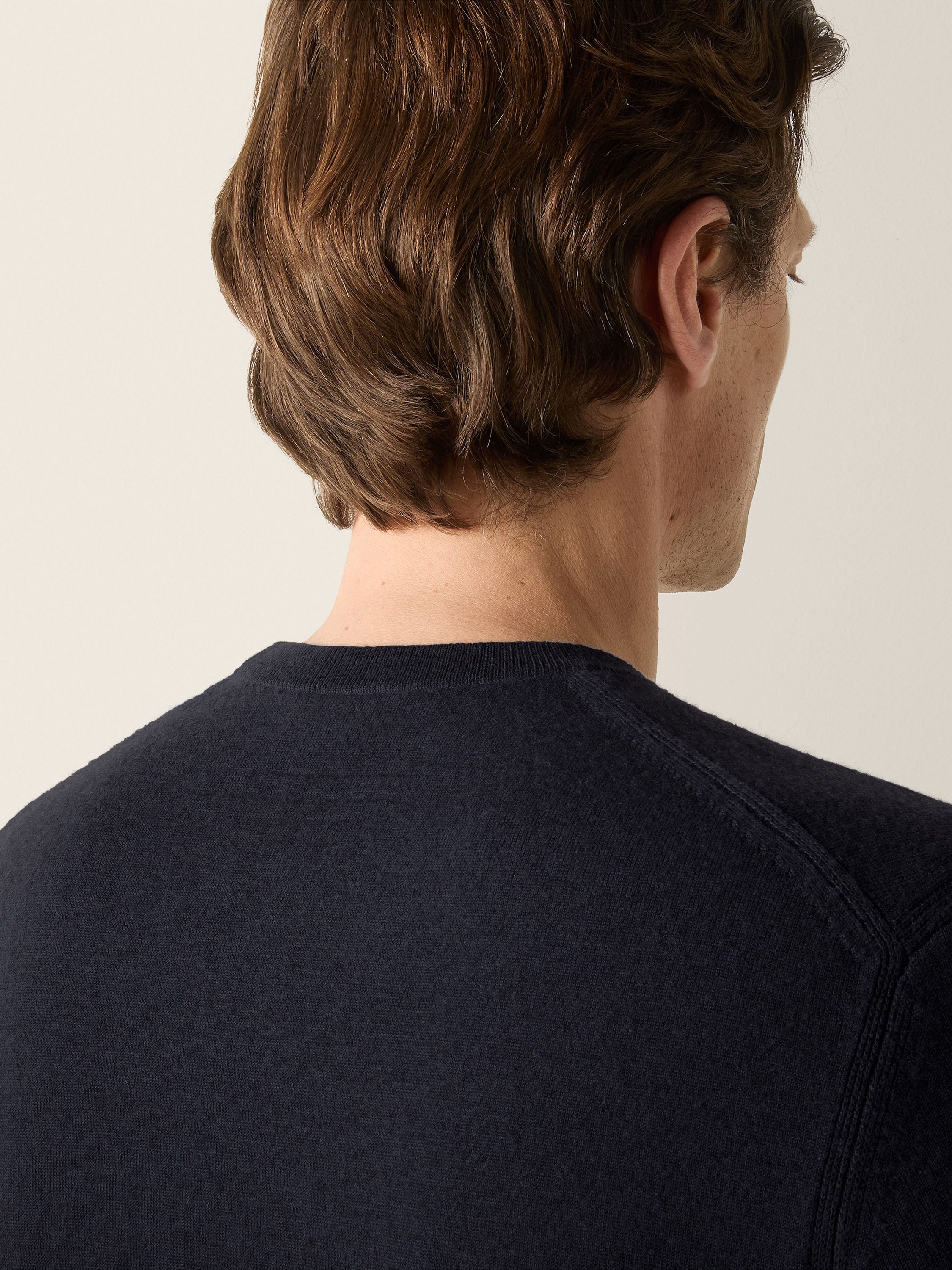 Navy Blue Oasi Cashmere Crewneck Product detail photo #1