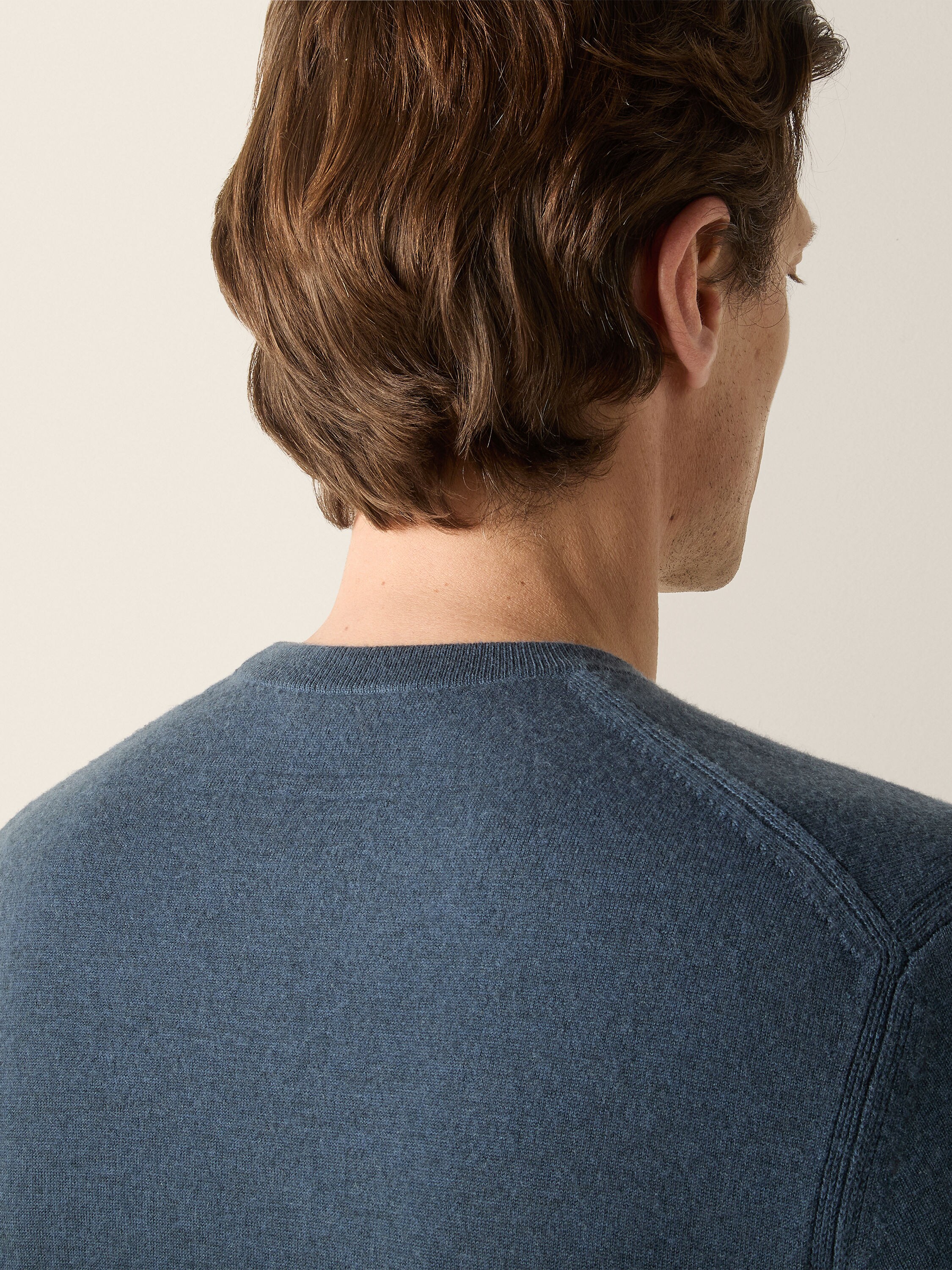 Light Blue Oasi Cashmere Crewneck Product detail photo #1