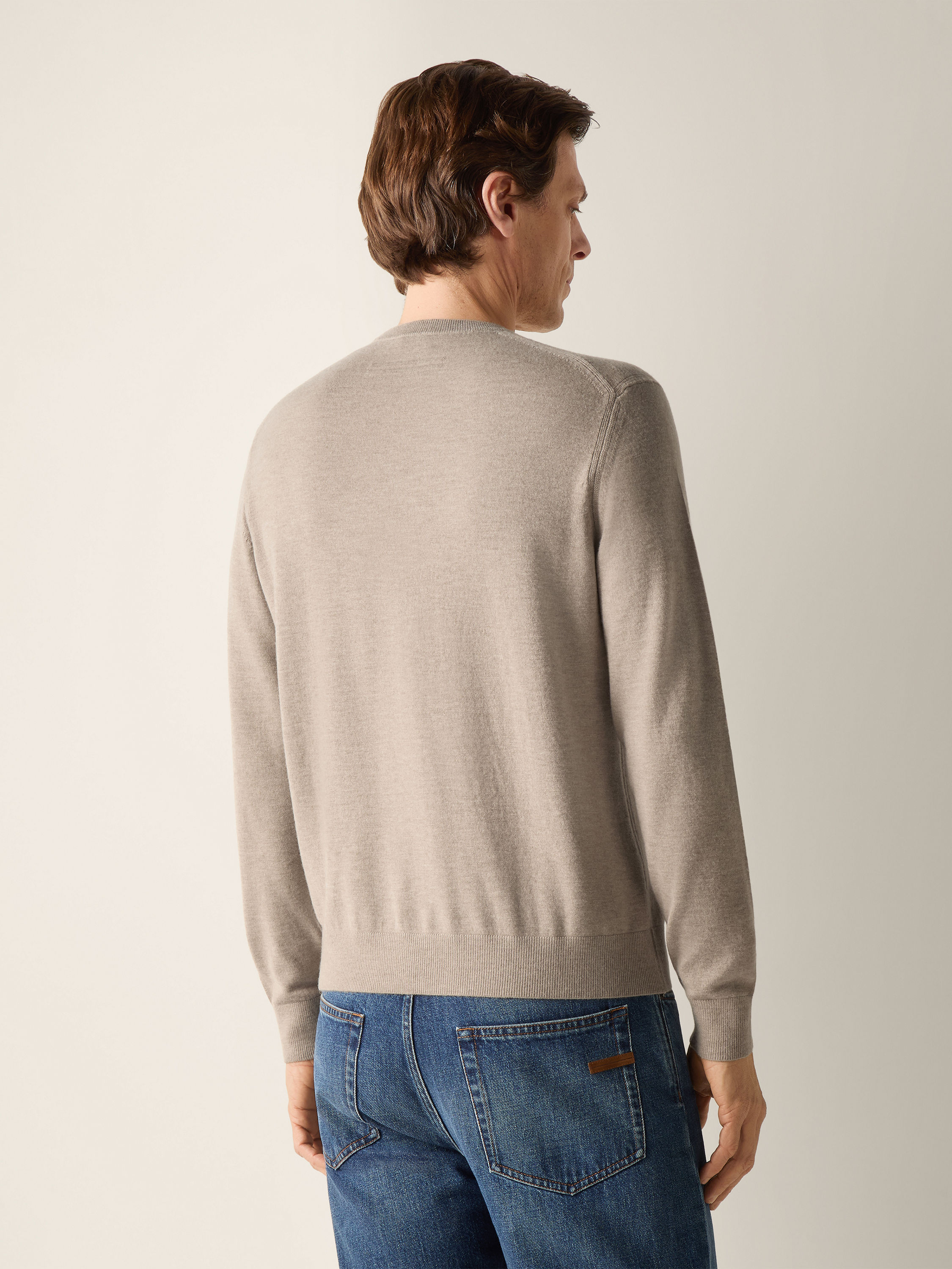 Light Taupe Oasi Cashmere Crewneck Product detail photo #5