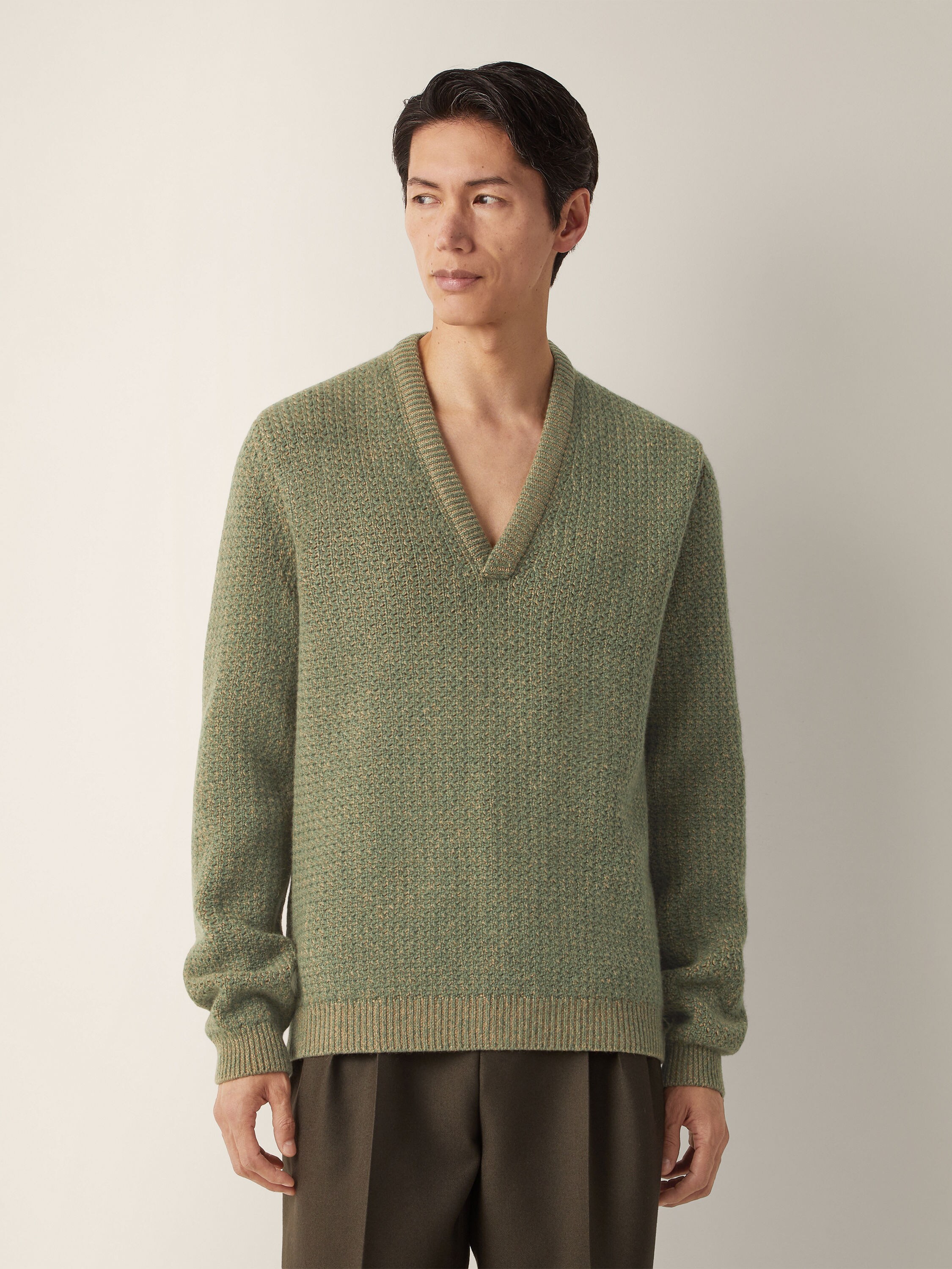 Beige and Light Green Camel and Cashmere V-neck Product detail photo #2