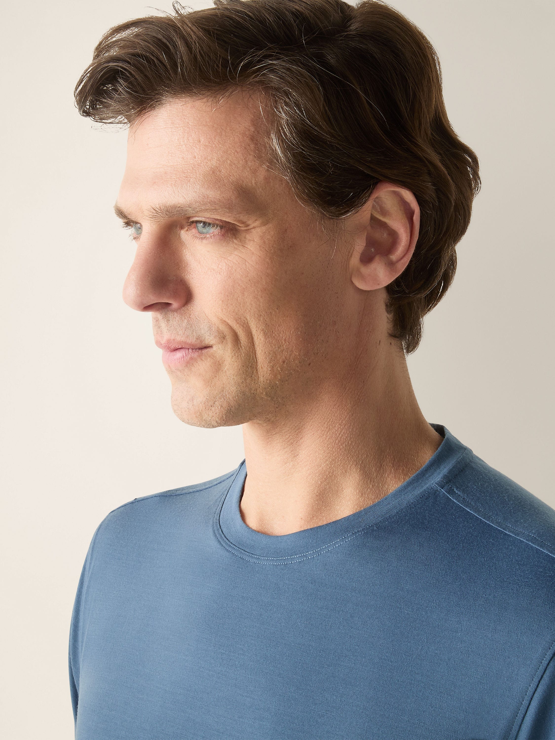Light Blue Vellus Aureum T-shirt Product detail photo #1