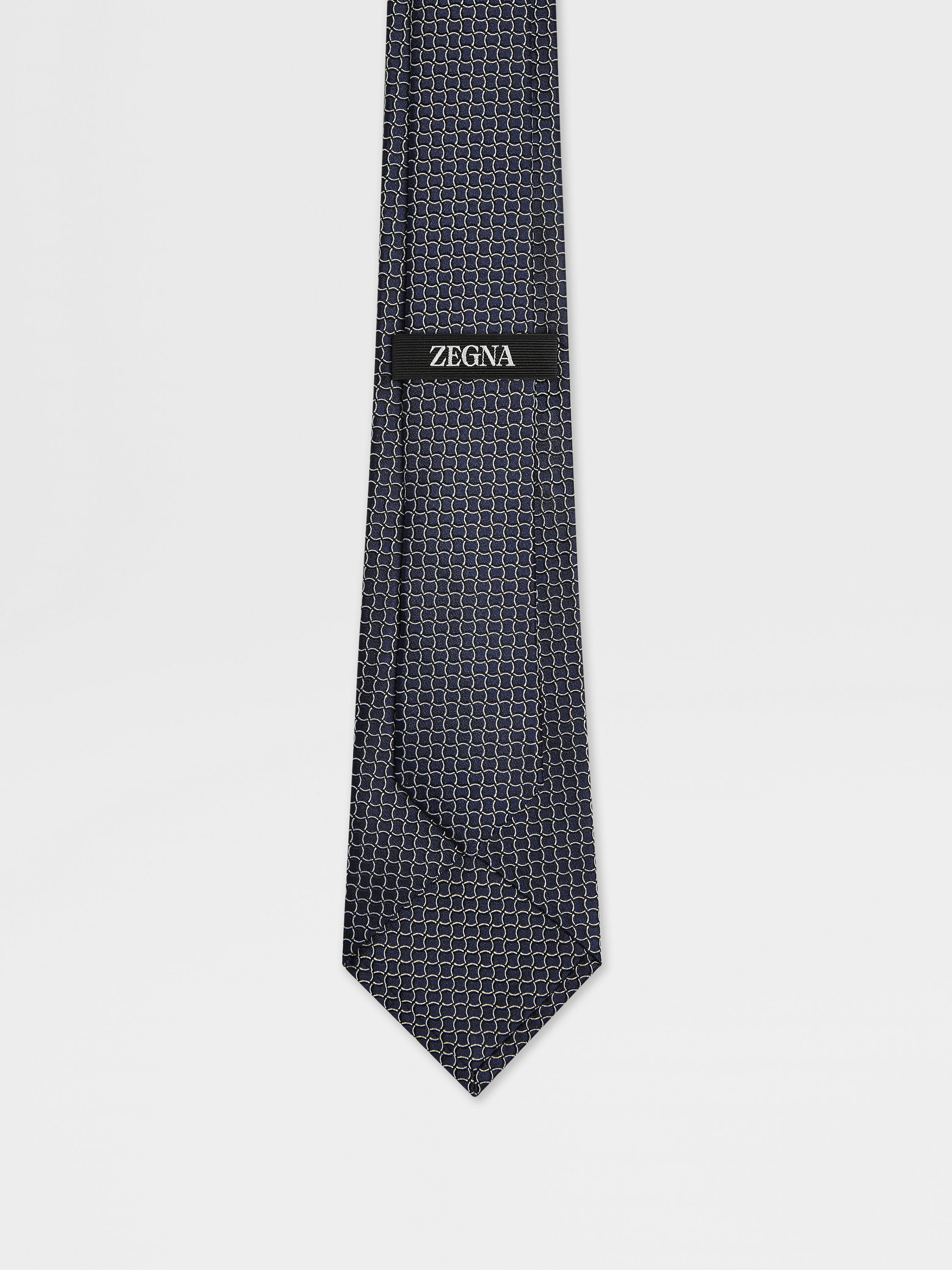 Dark Blue Silk Tie Product detail photo #2