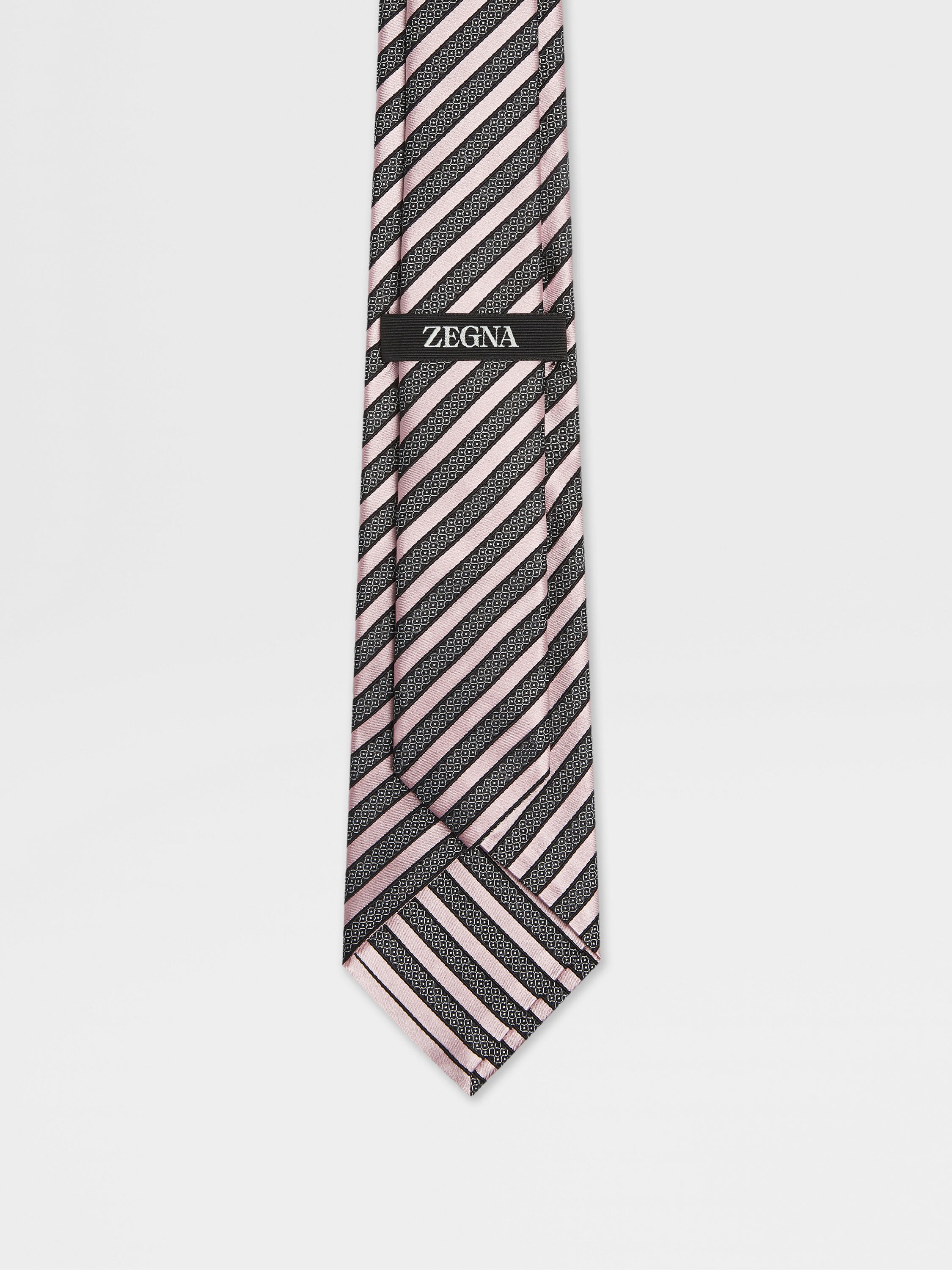 Light Pink Silk and Cotton Tie Product detail photo #2