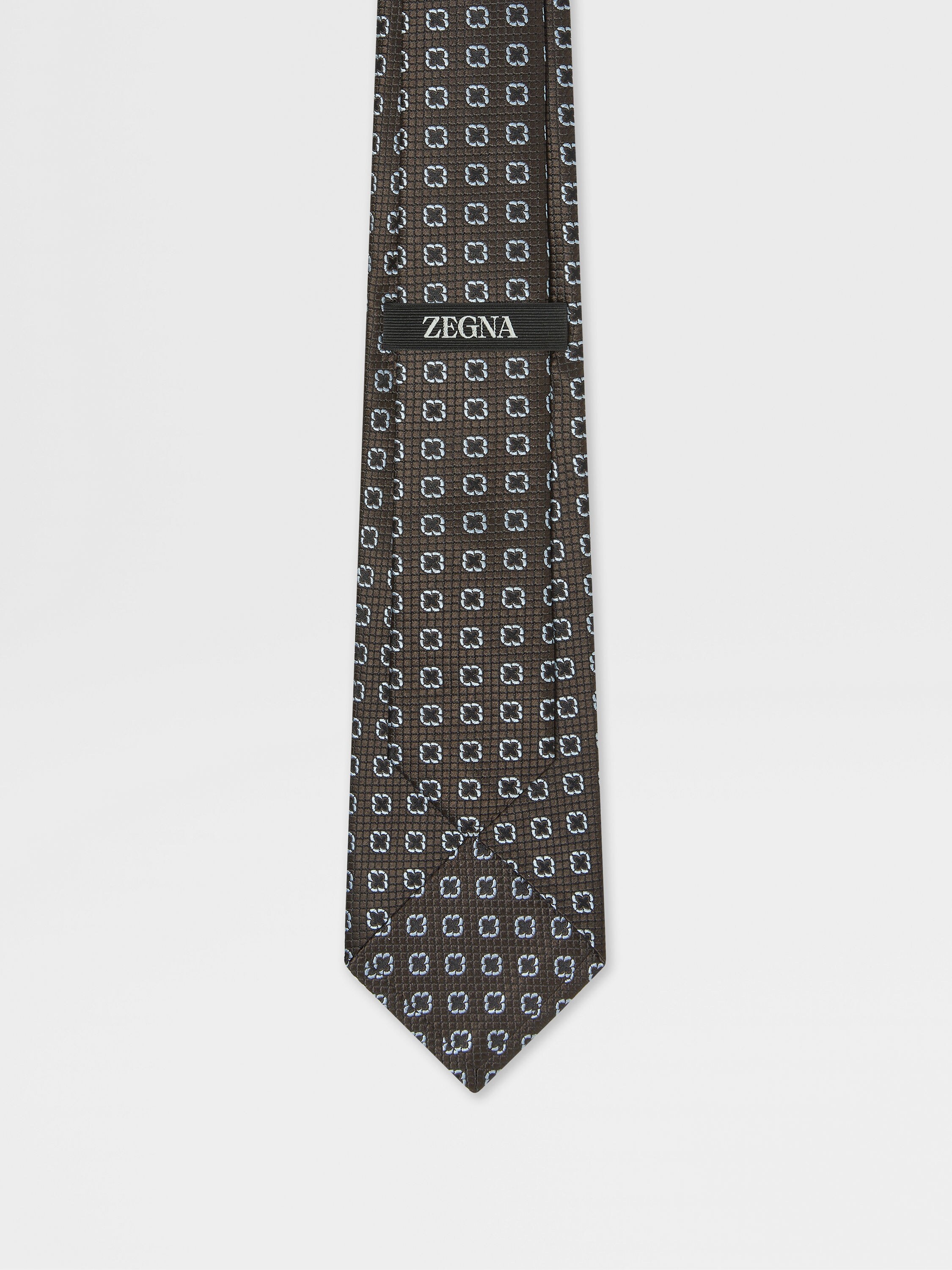 Krawatte aus Seide in Dunkelbraun Detailfoto #2 des Produkts