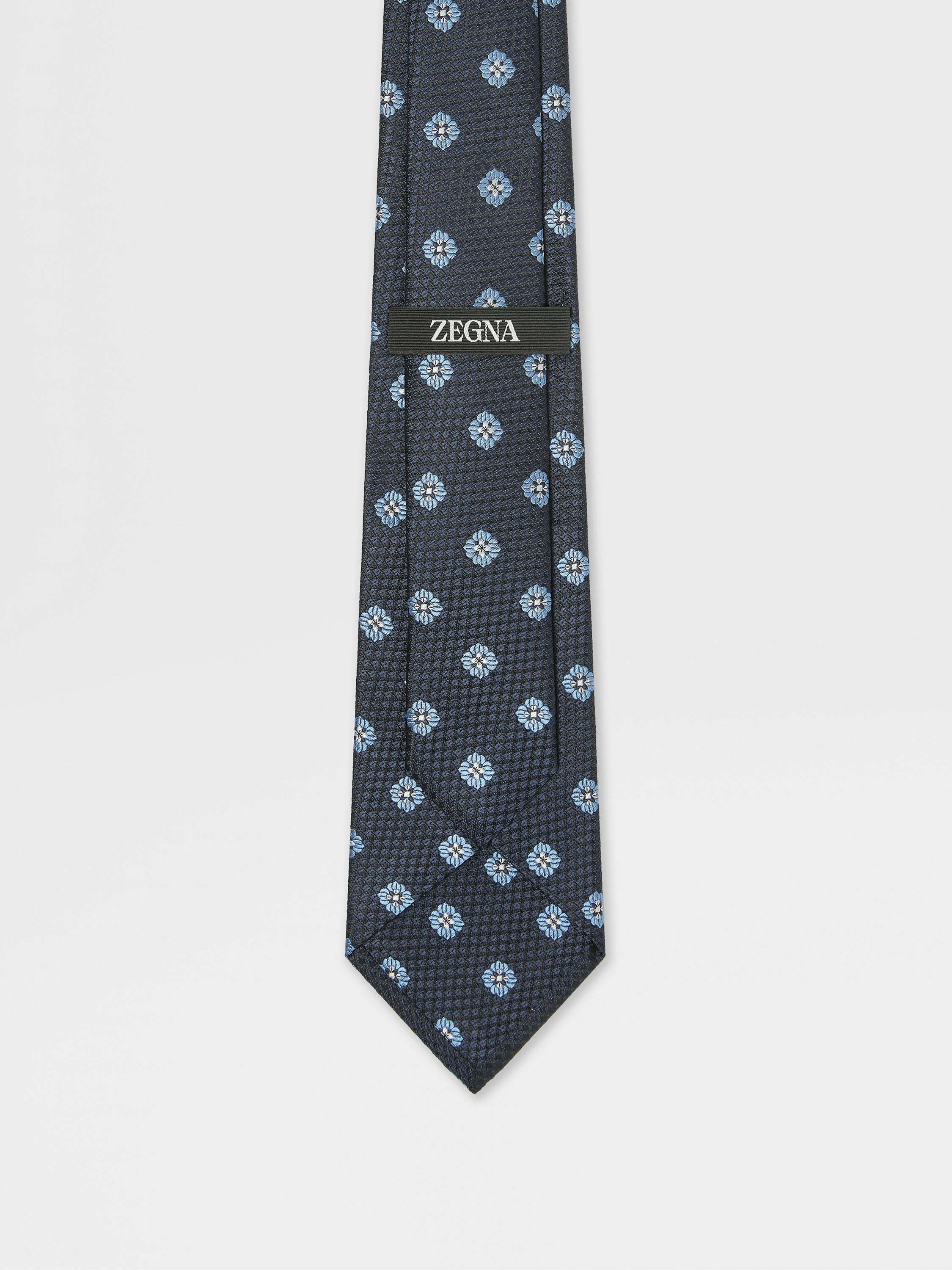 Dark Blue Silk Tie Product detail photo #2