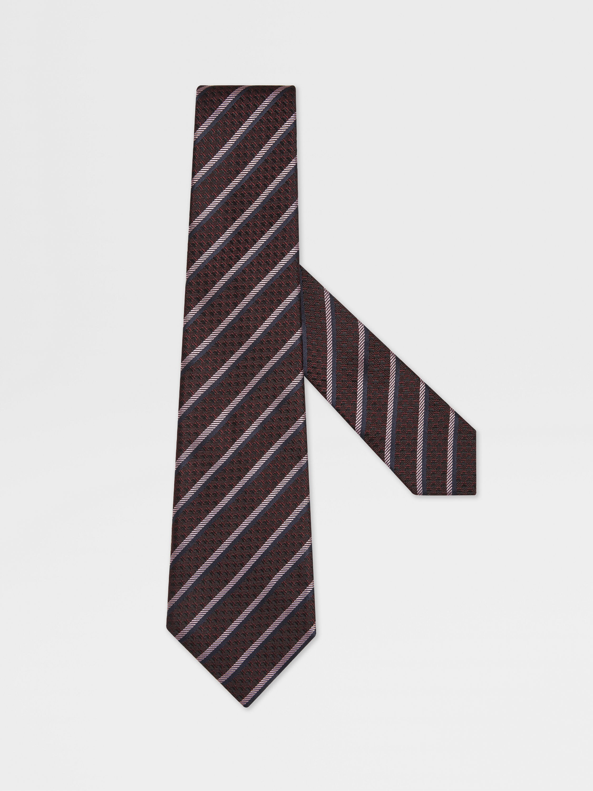 Burgundy Silk Tie Main product photo