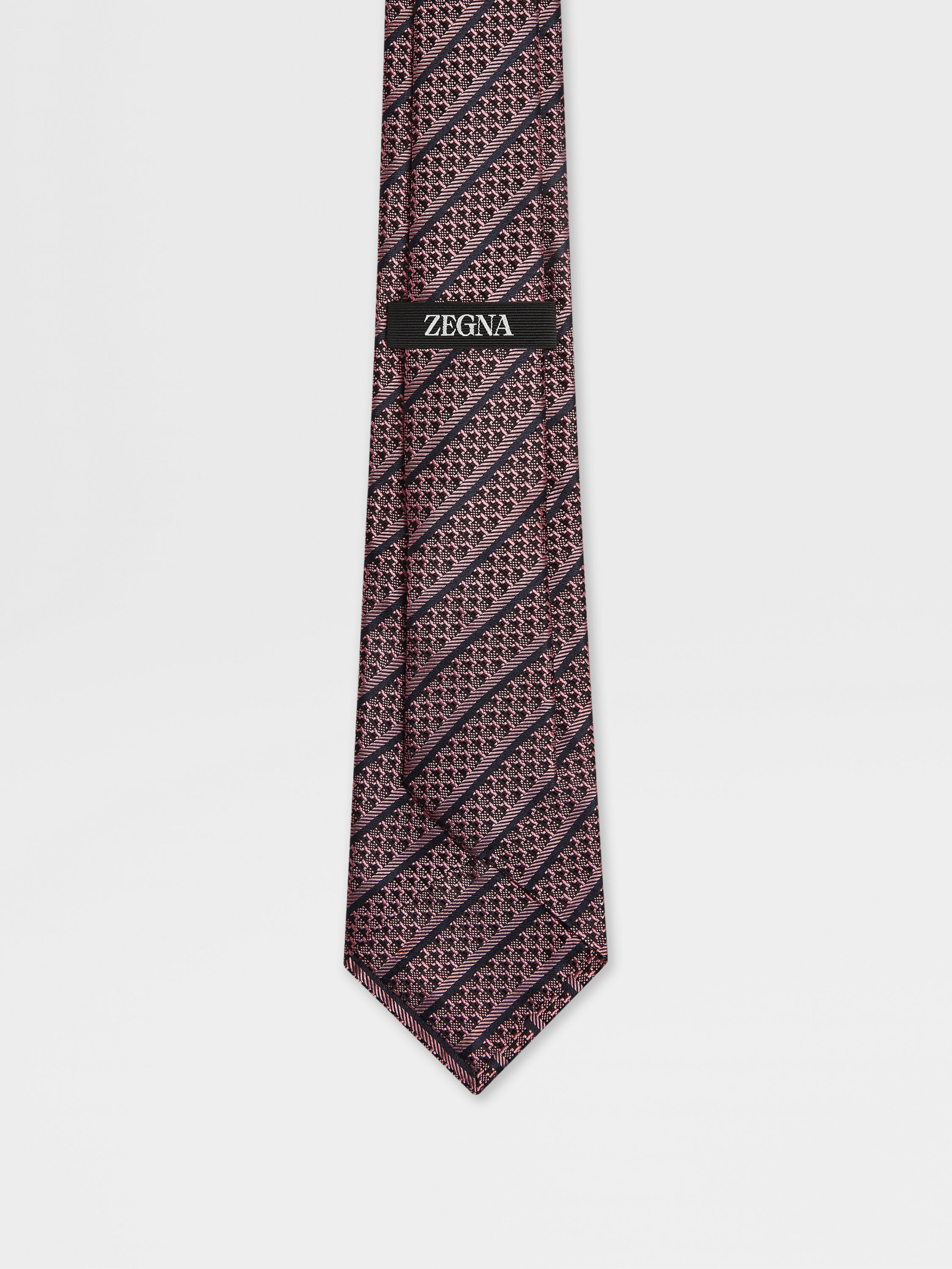 Light Pink Silk Tie Product detail photo #2