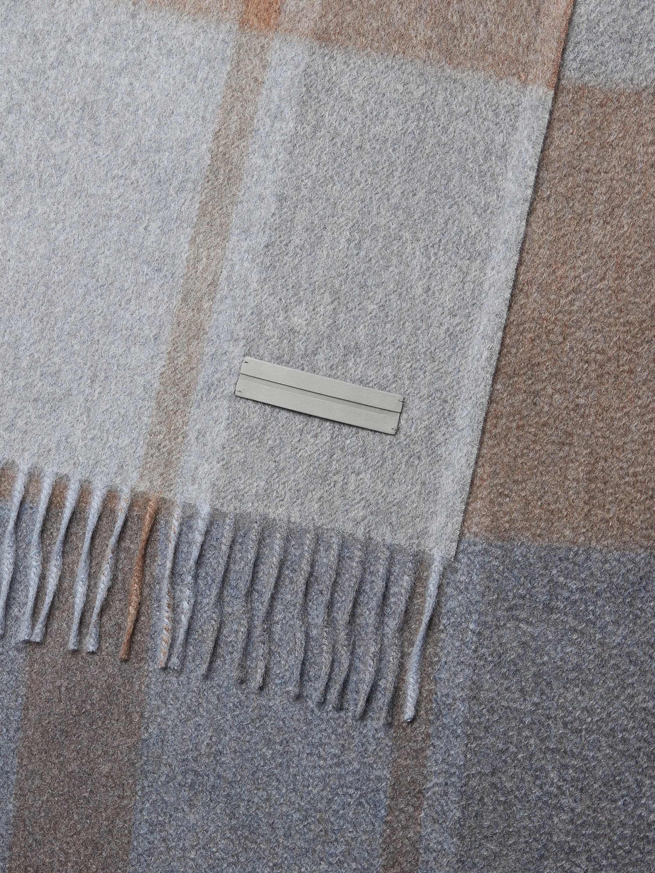 Light Blue Oasi Cashmere Scarf Product detail photo #1