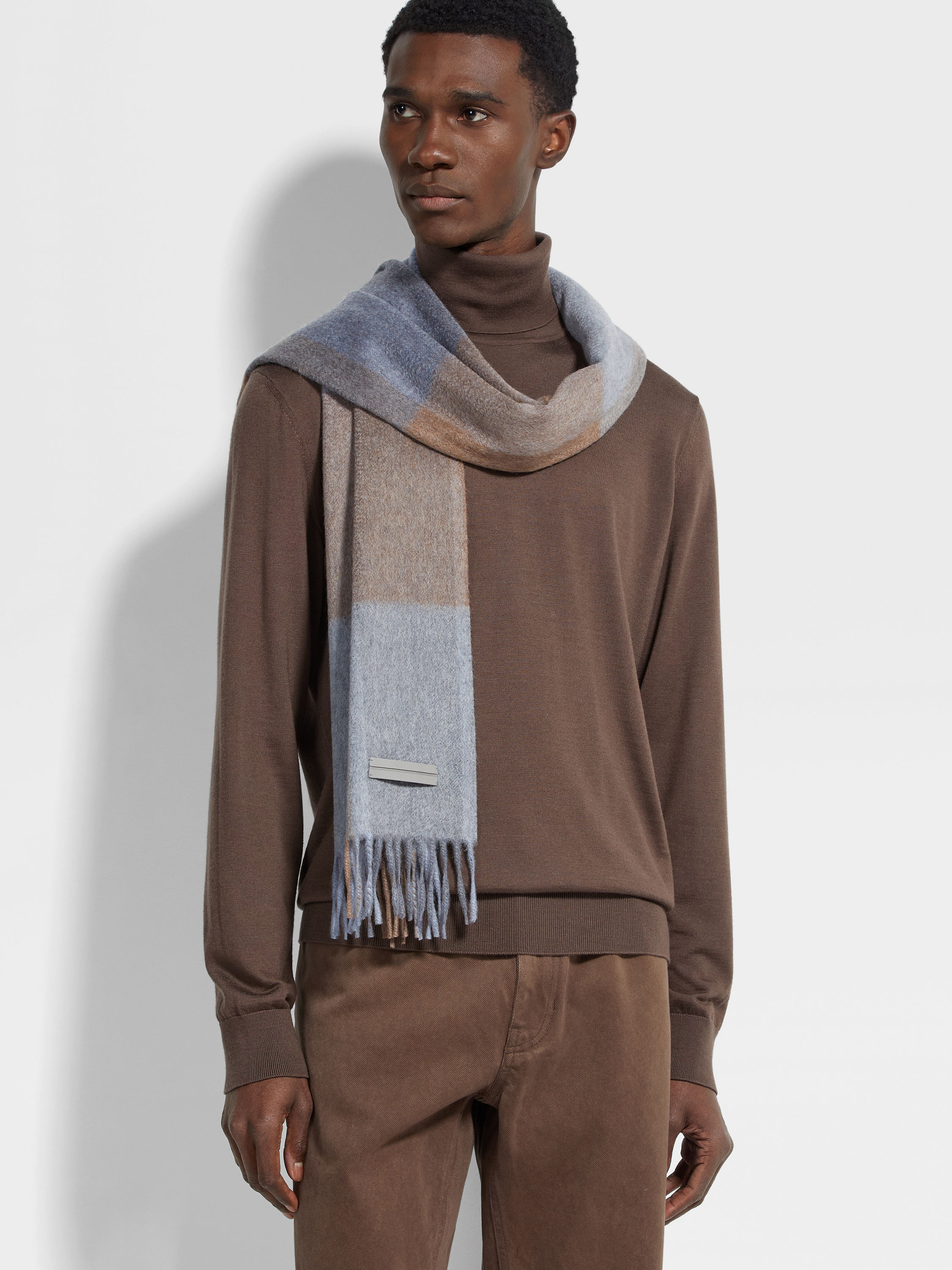 Light Blue Oasi Cashmere Scarf Product detail photo #2