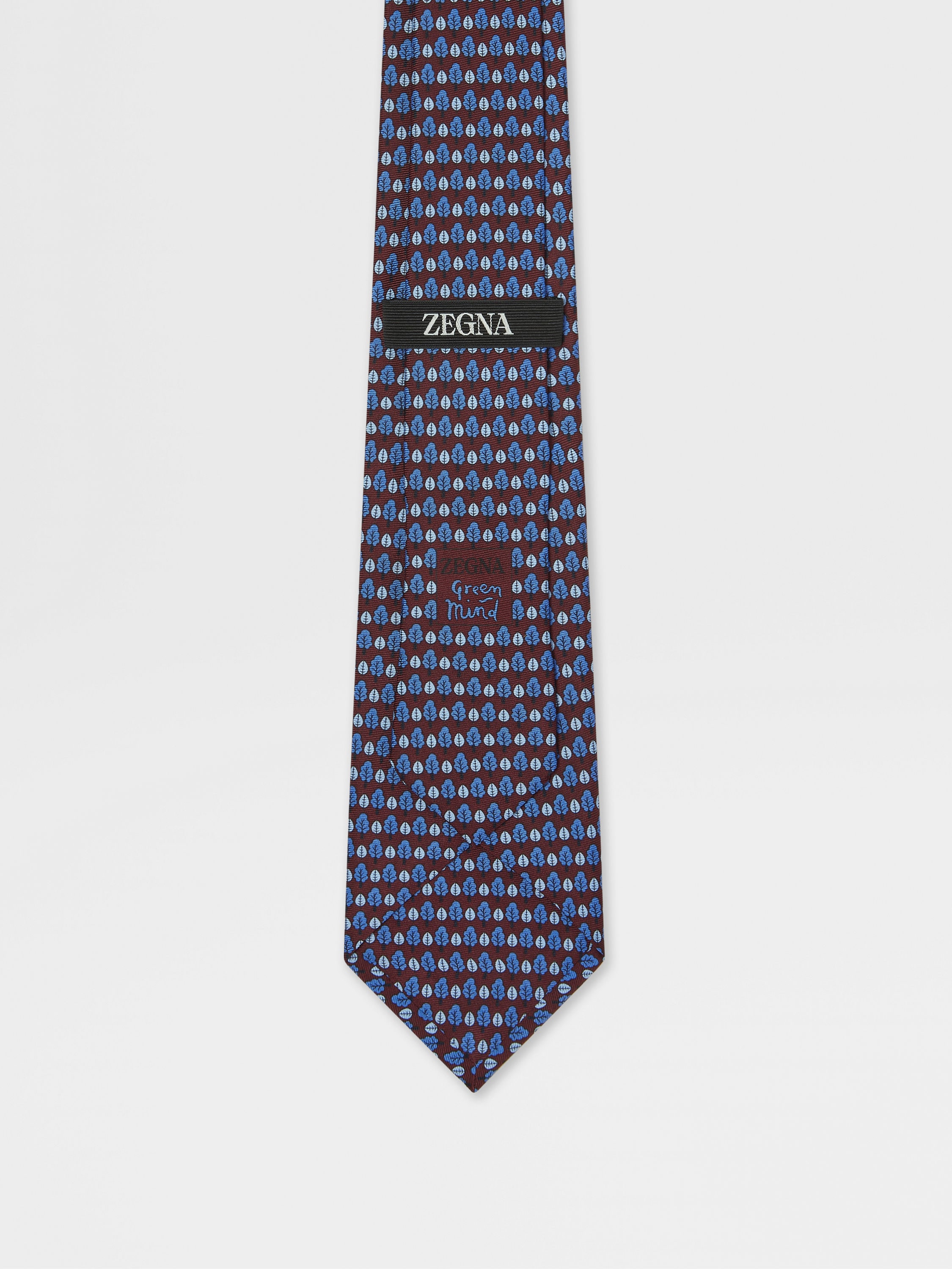 Krawatte aus Seide in Weinrot Detailfoto #2 des Produkts