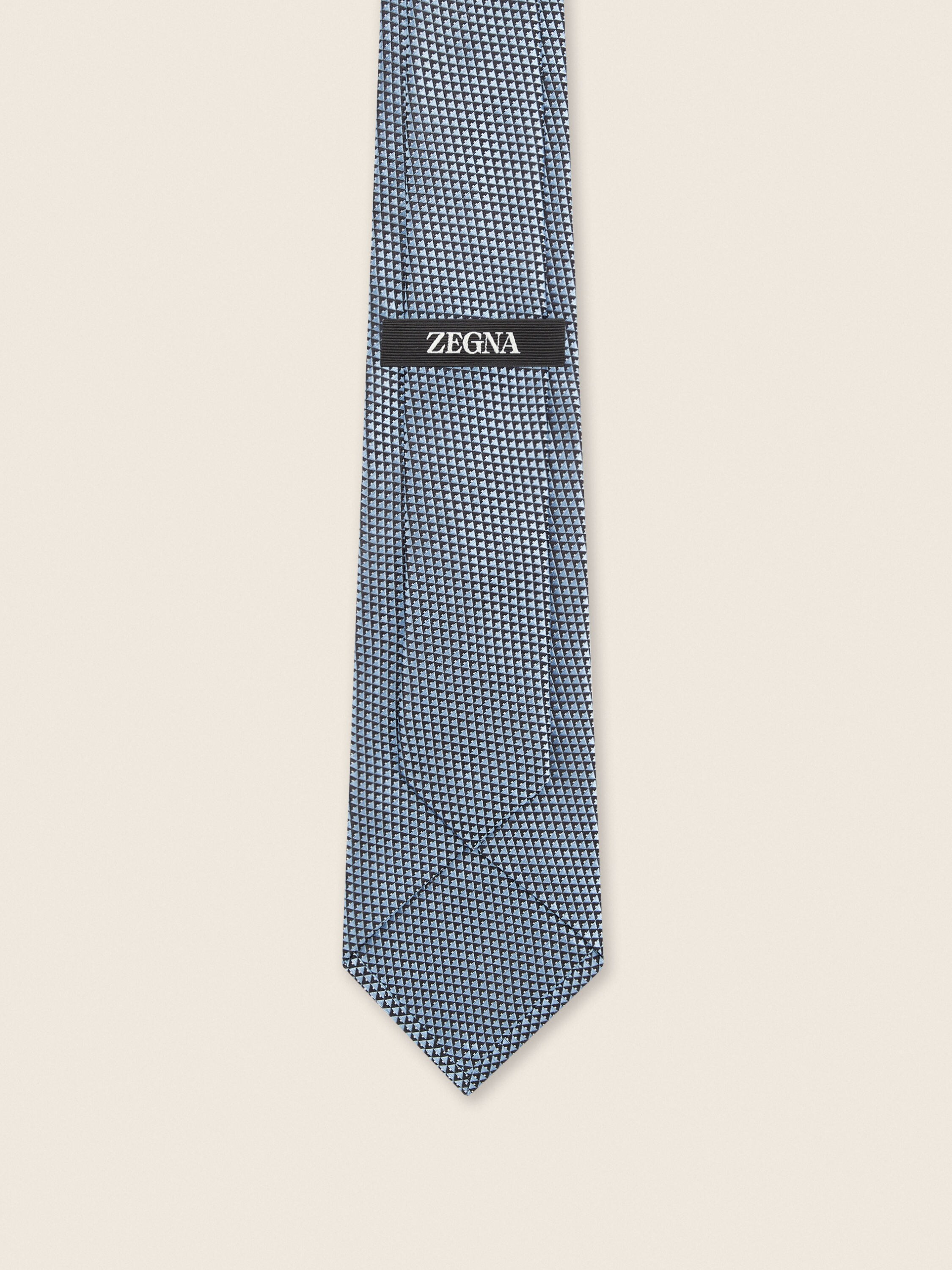 Krawatte aus Seide in Hellblau Detailfoto #2 des Produkts