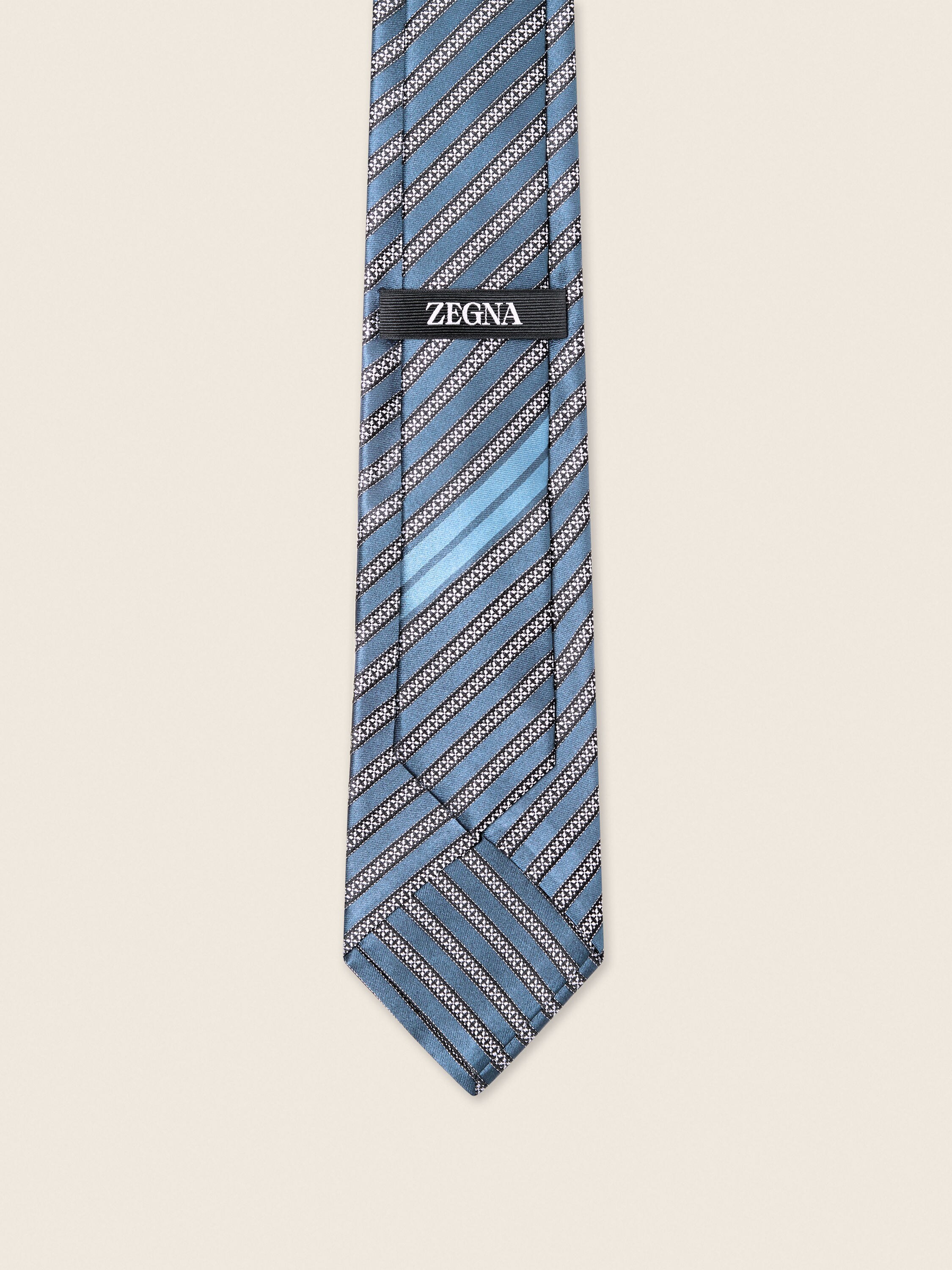 Light Blue Silk Tie Product detail photo #2