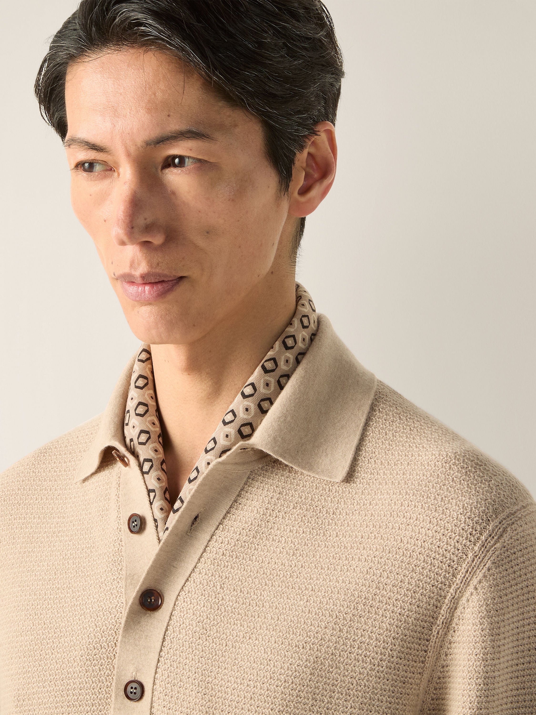 Light Taupe Wool Foulard Product detail photo #2