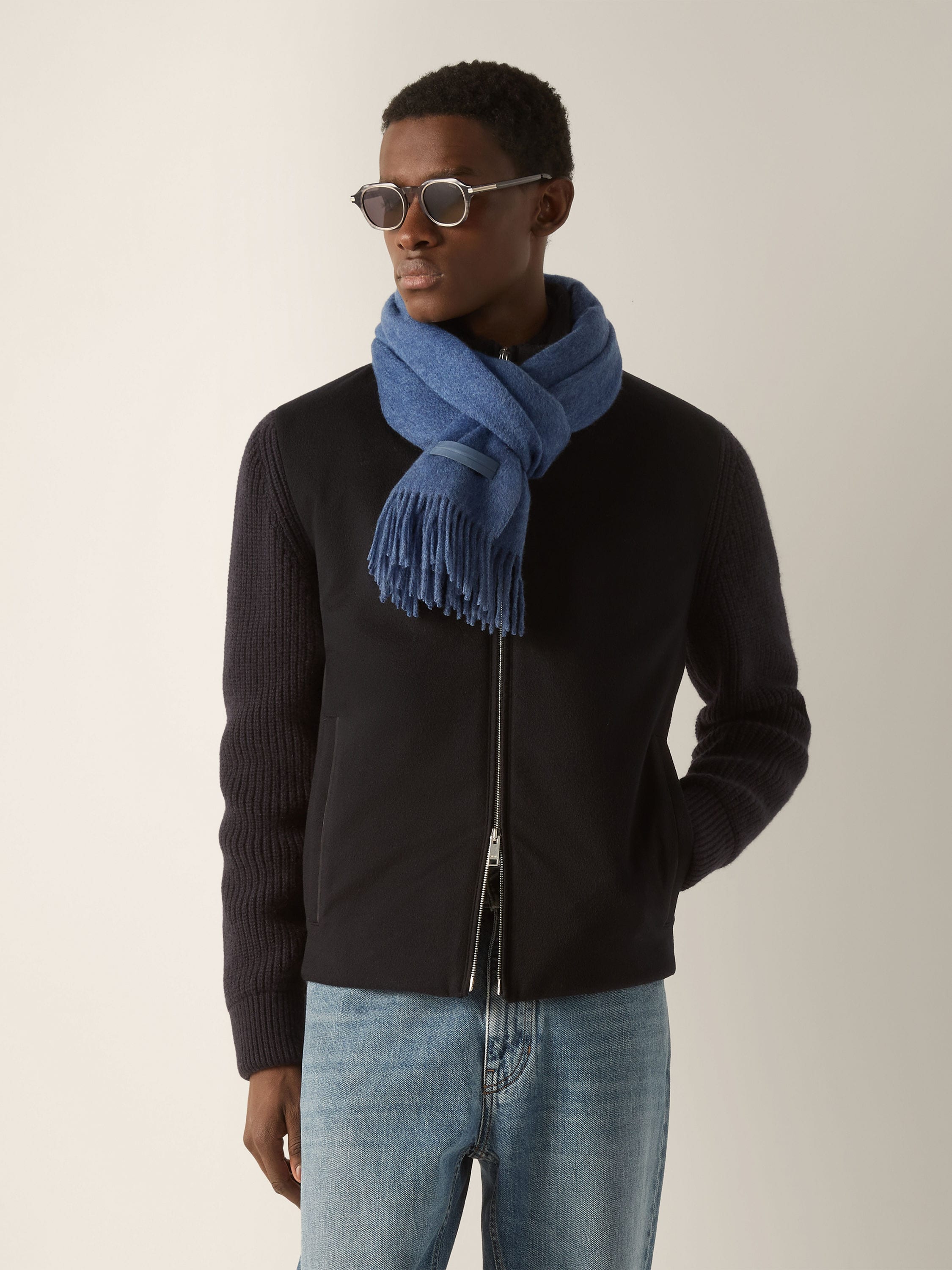 Light Blue Oasi Cashmere Scarf Product detail photo #2