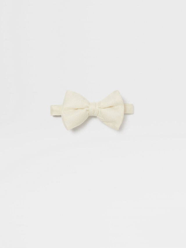 White Silk and Linen Bowtie Main product photo