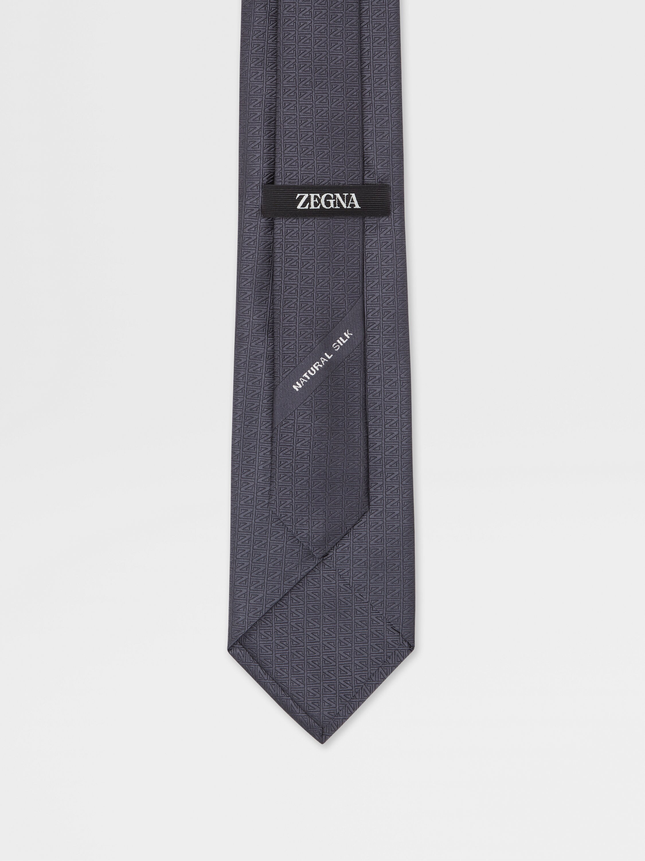 Dark Grey Natural Silk Tie Product detail photo #2