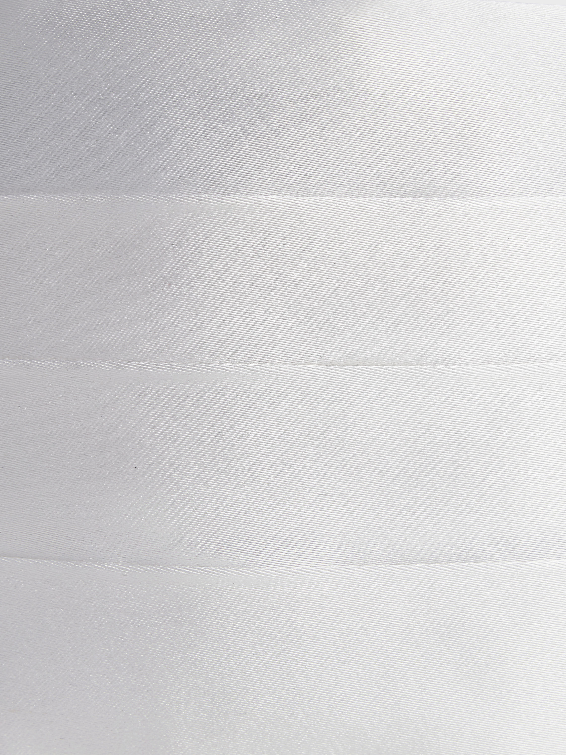 White Silk Cummerbund Product detail photo #1