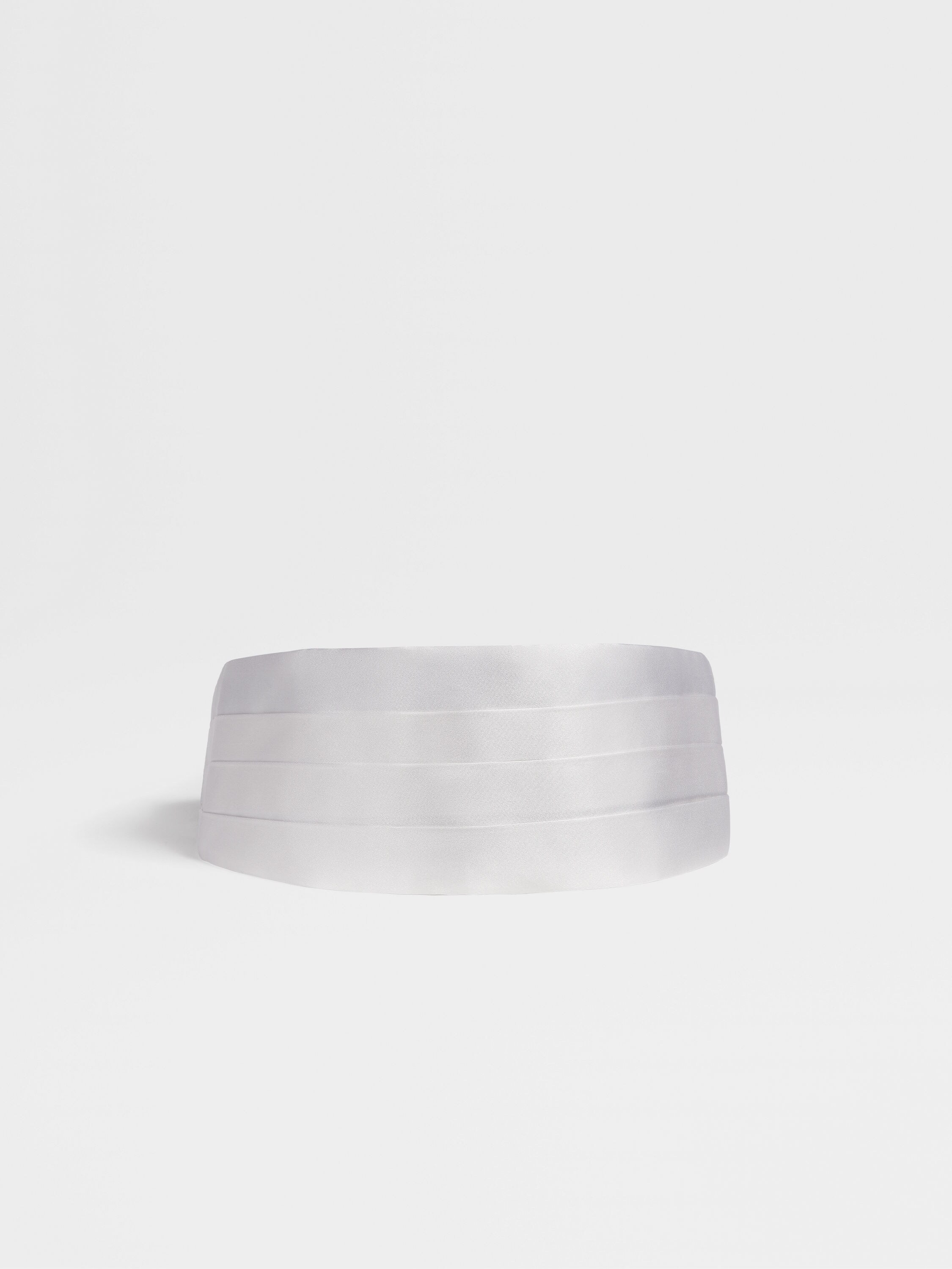 White Silk Cummerbund Main product photo
