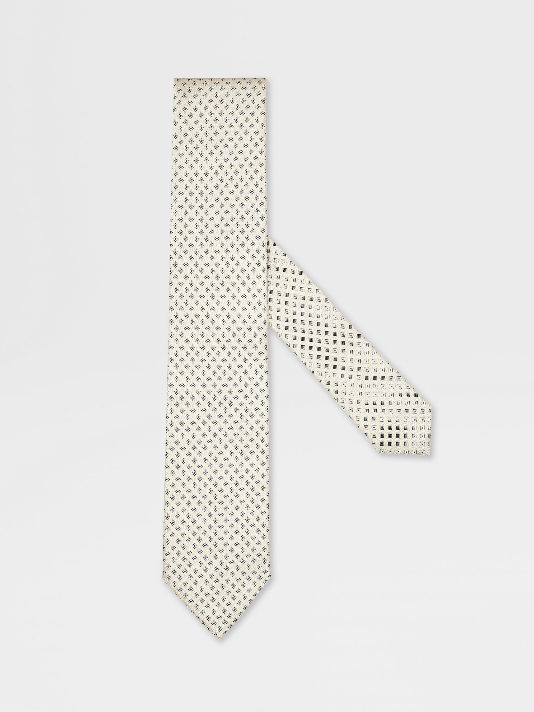 Krawatte aus Seide in Beige Hauptproduktfoto