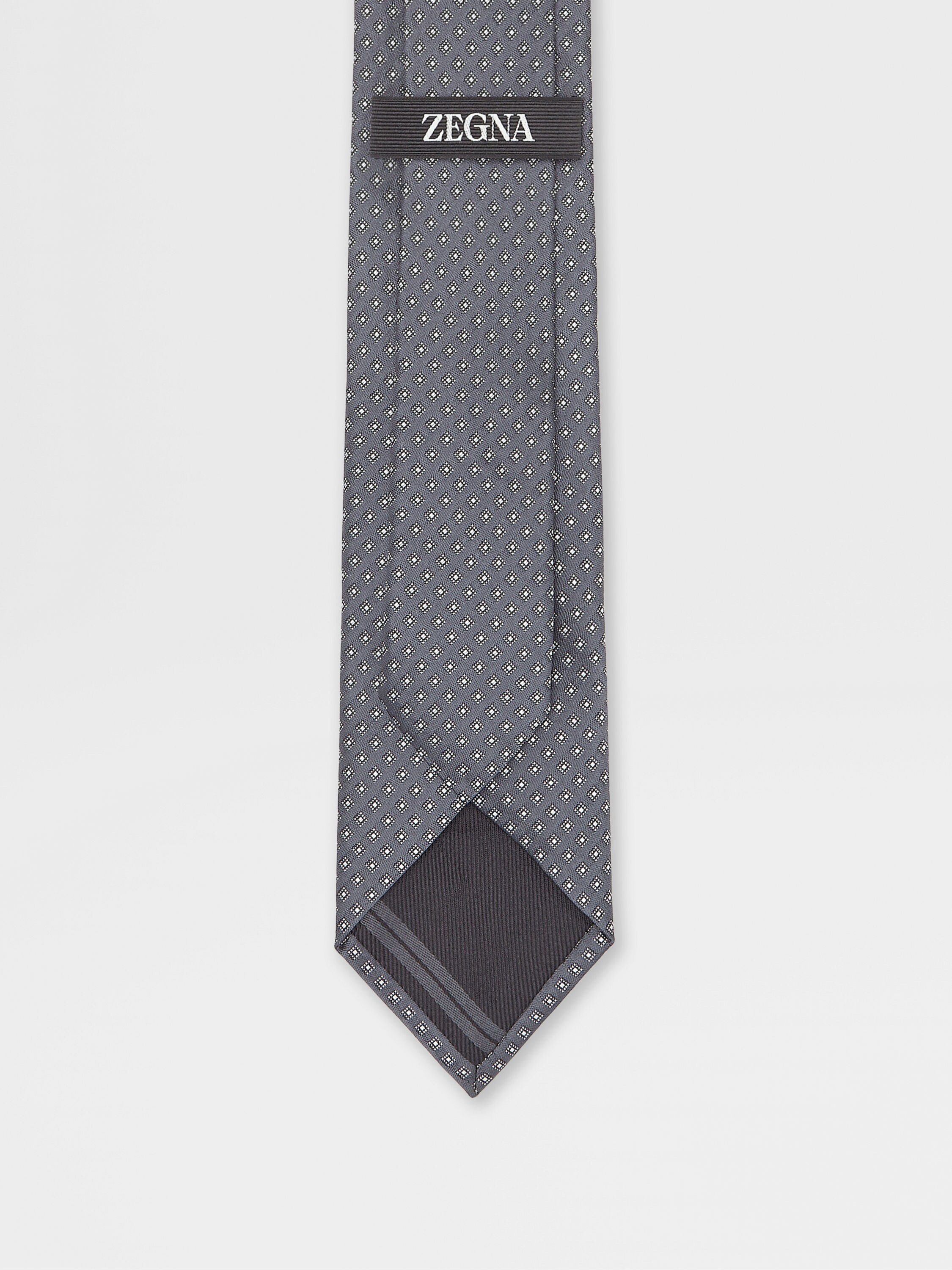 Dark Grey Silk Tie Product detail photo #2
